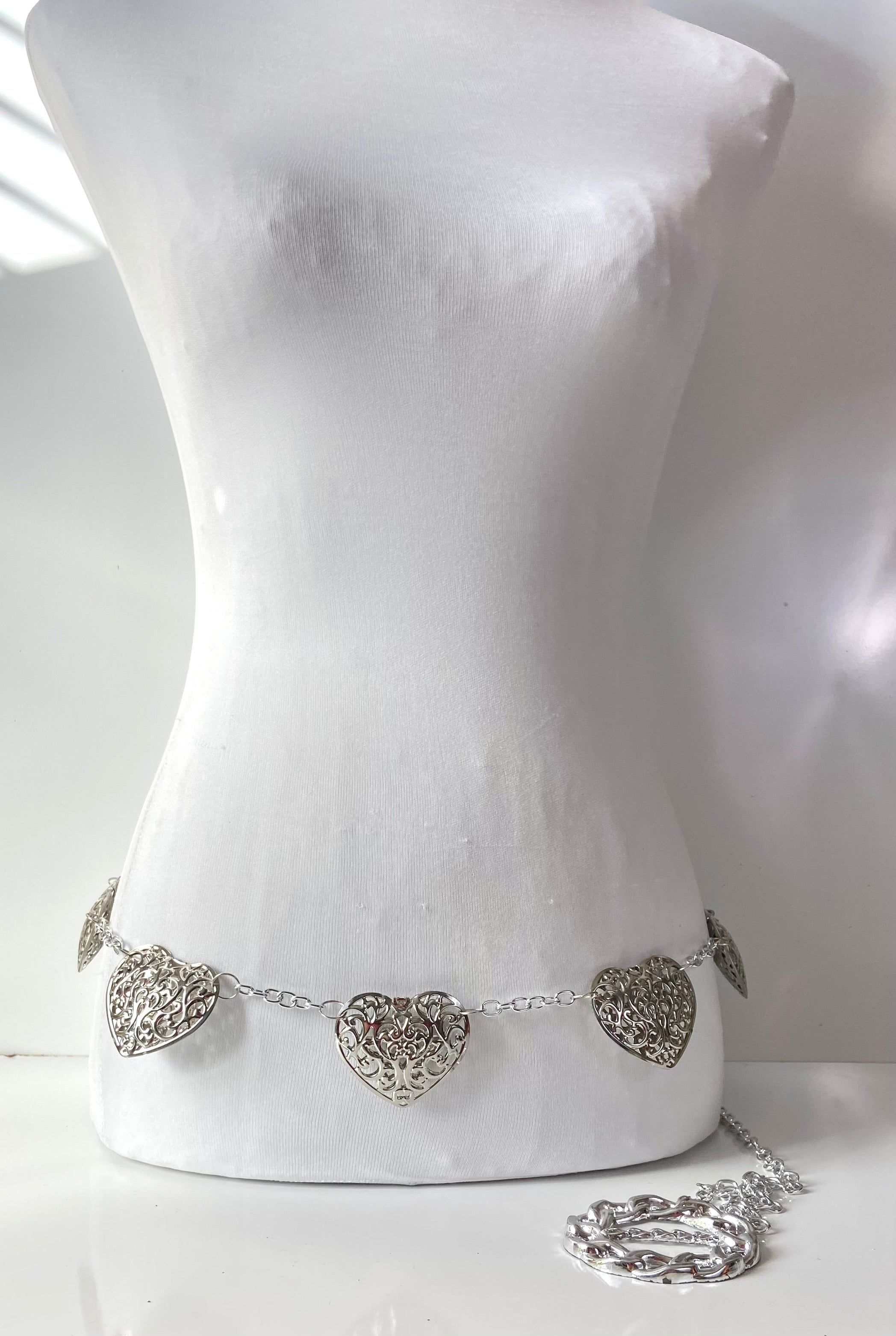 Bulky hearts belt