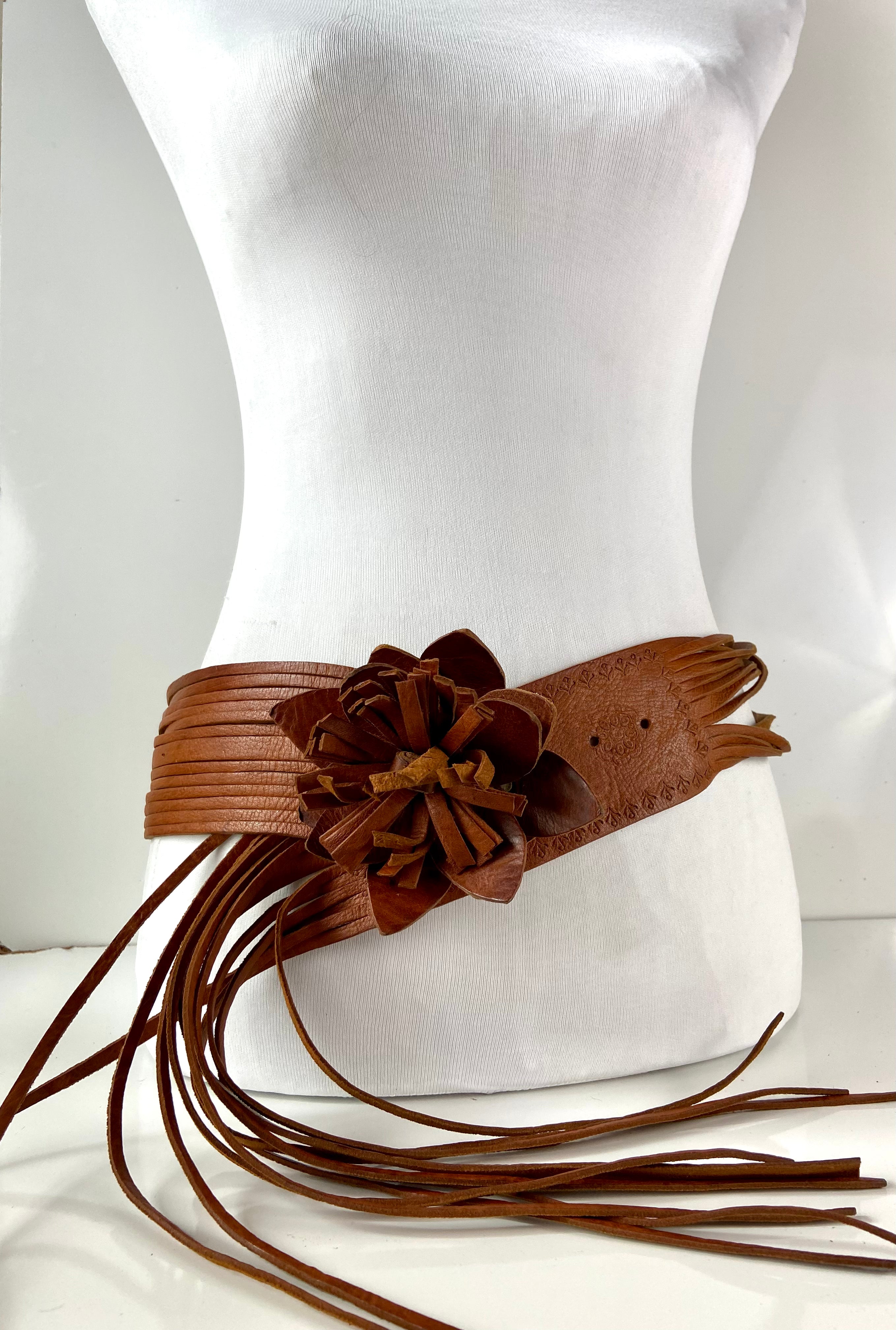 Flower leather belt