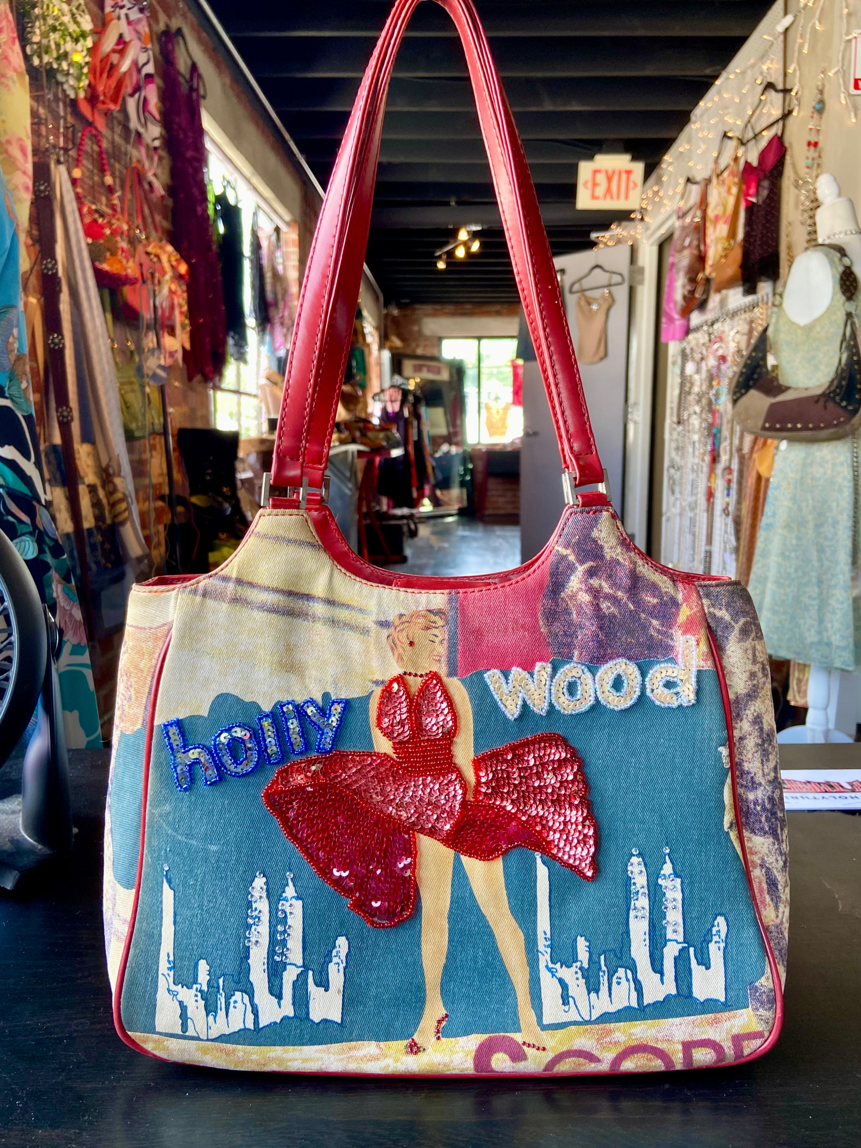 Marilyn Monroe Hollywood
Beaded/Sequins Purse Red Satchel