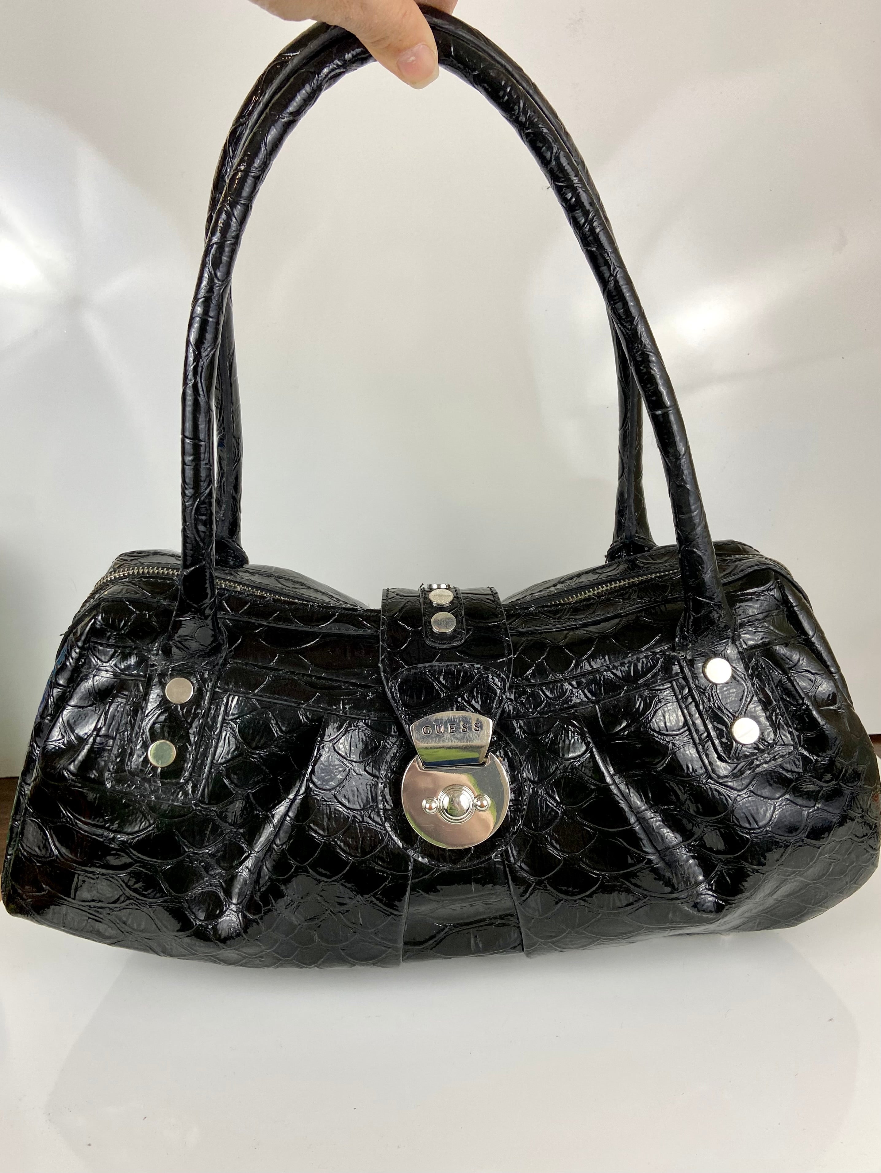 バッグ Y2K 00s guess Crocodile embossed handbag Guess Y2K 2000's Pink Crocodile Semi Gloss Shiny Shoulder