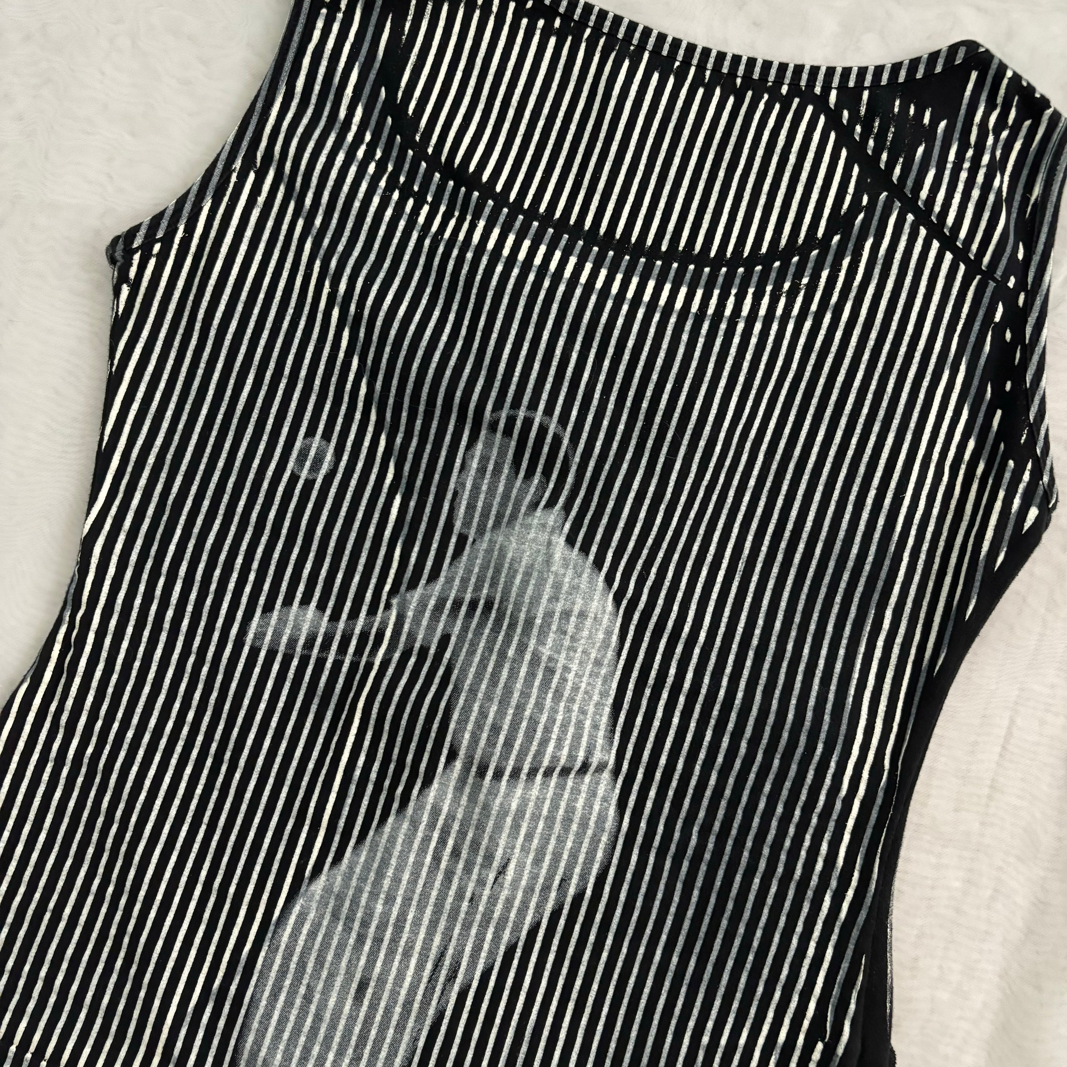 Isabel de Pedro Graphic Top (S) – Holy Thrift