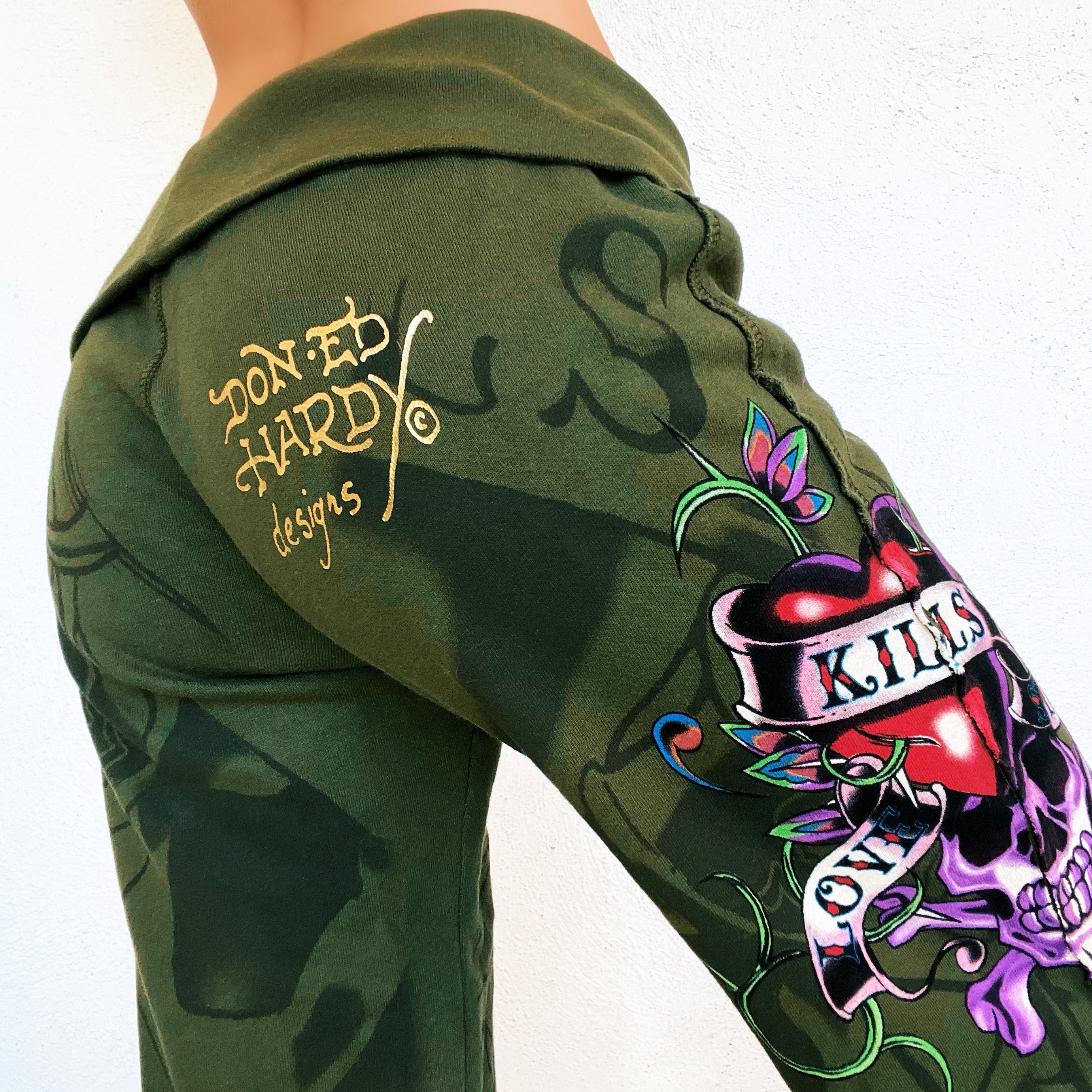 Ed Hardy Cropped Lounge Pants (M)