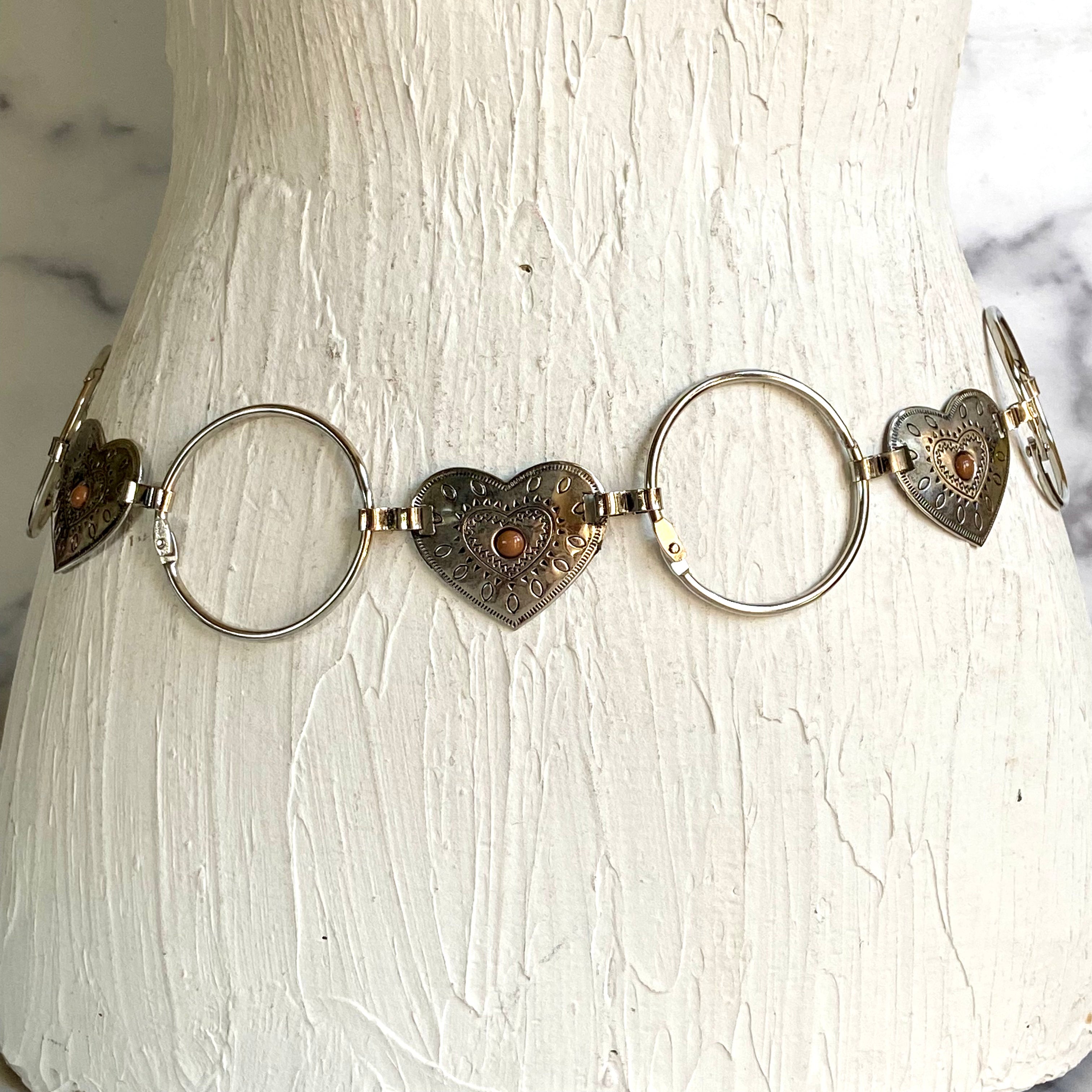Circle and heart chain belt