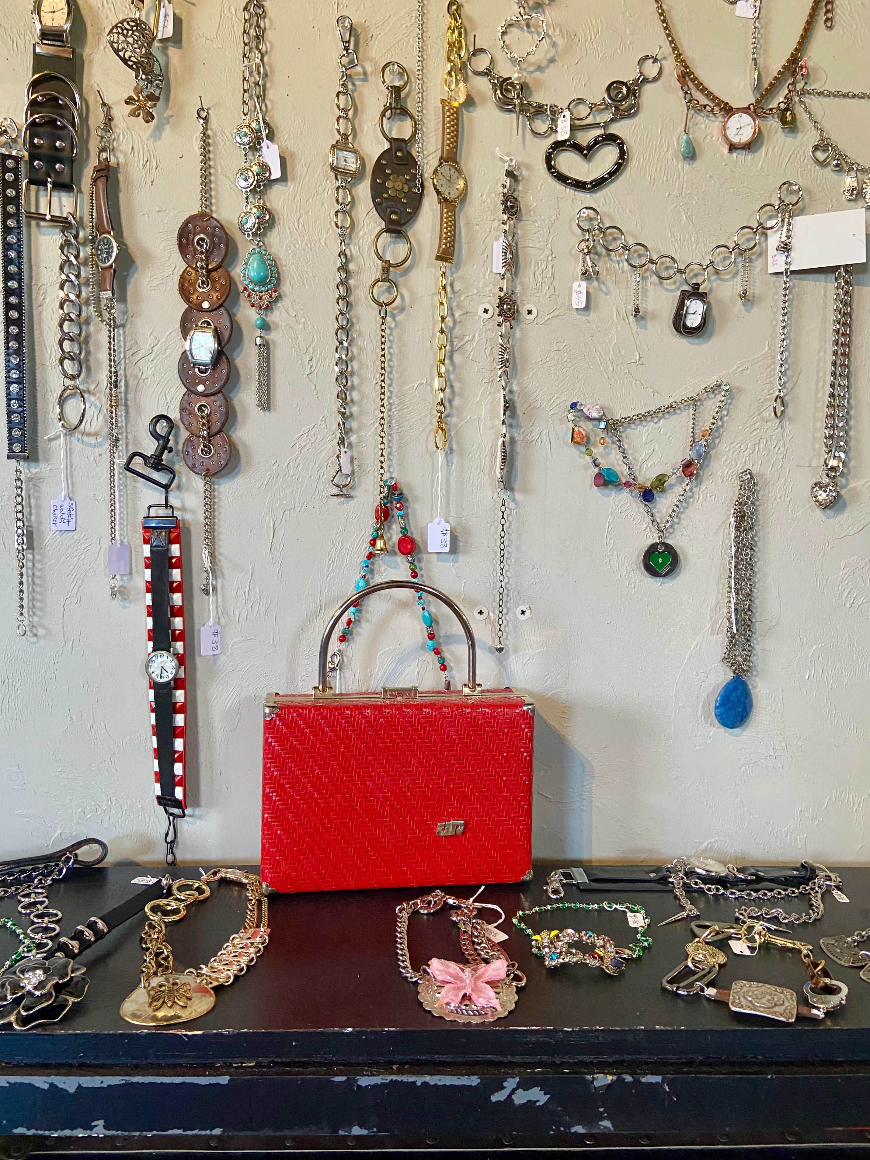 Vintage 60s/70s Varnished Red Wicker Bag// Box-style Handbag / Mid Century