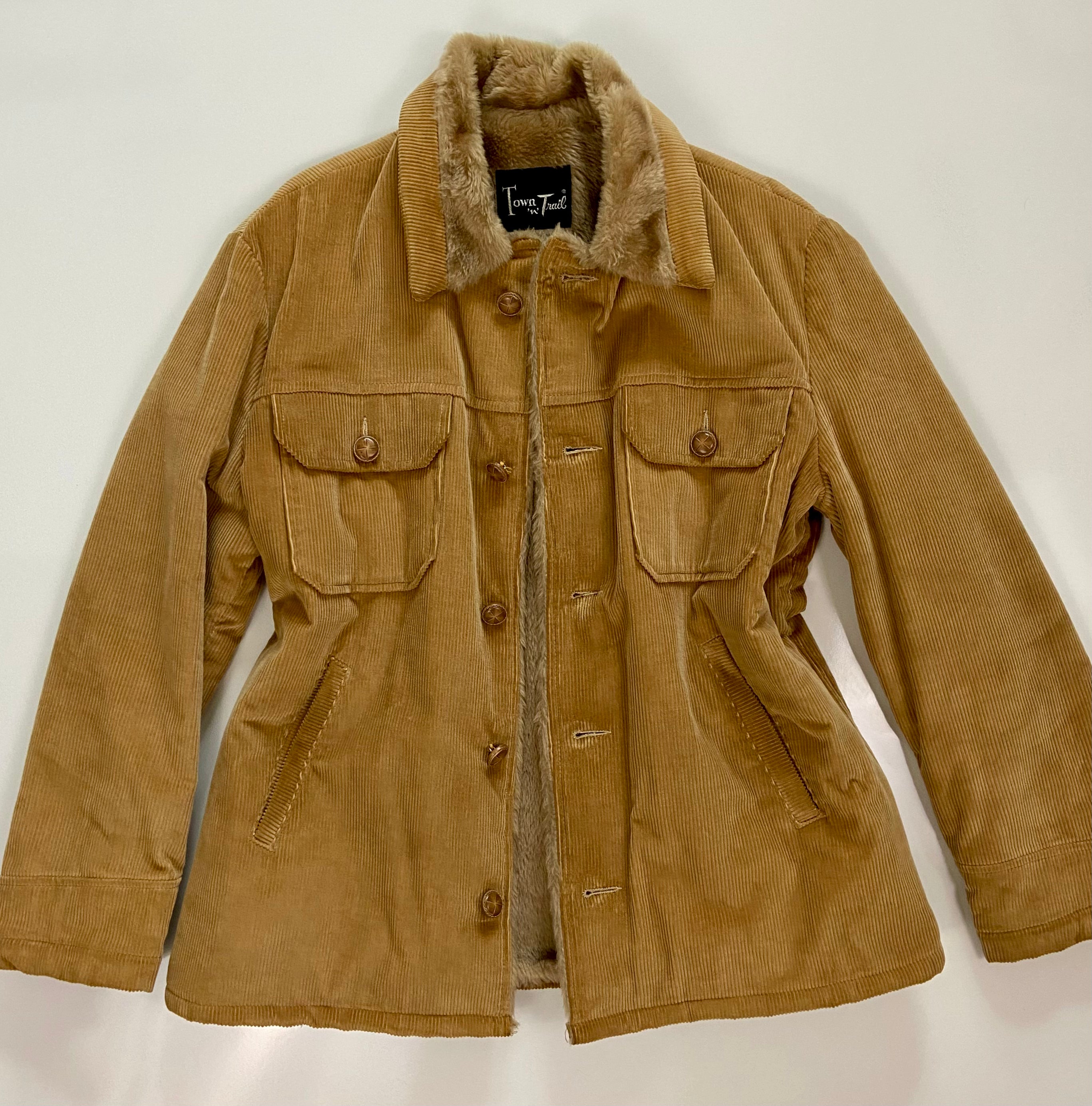 Town’n’ trail tan coat