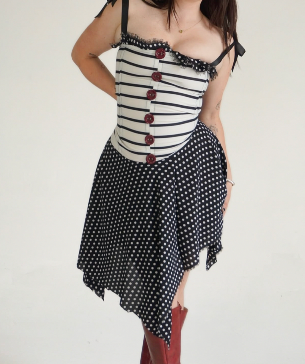 "charlottes web" dress (xs-5x)