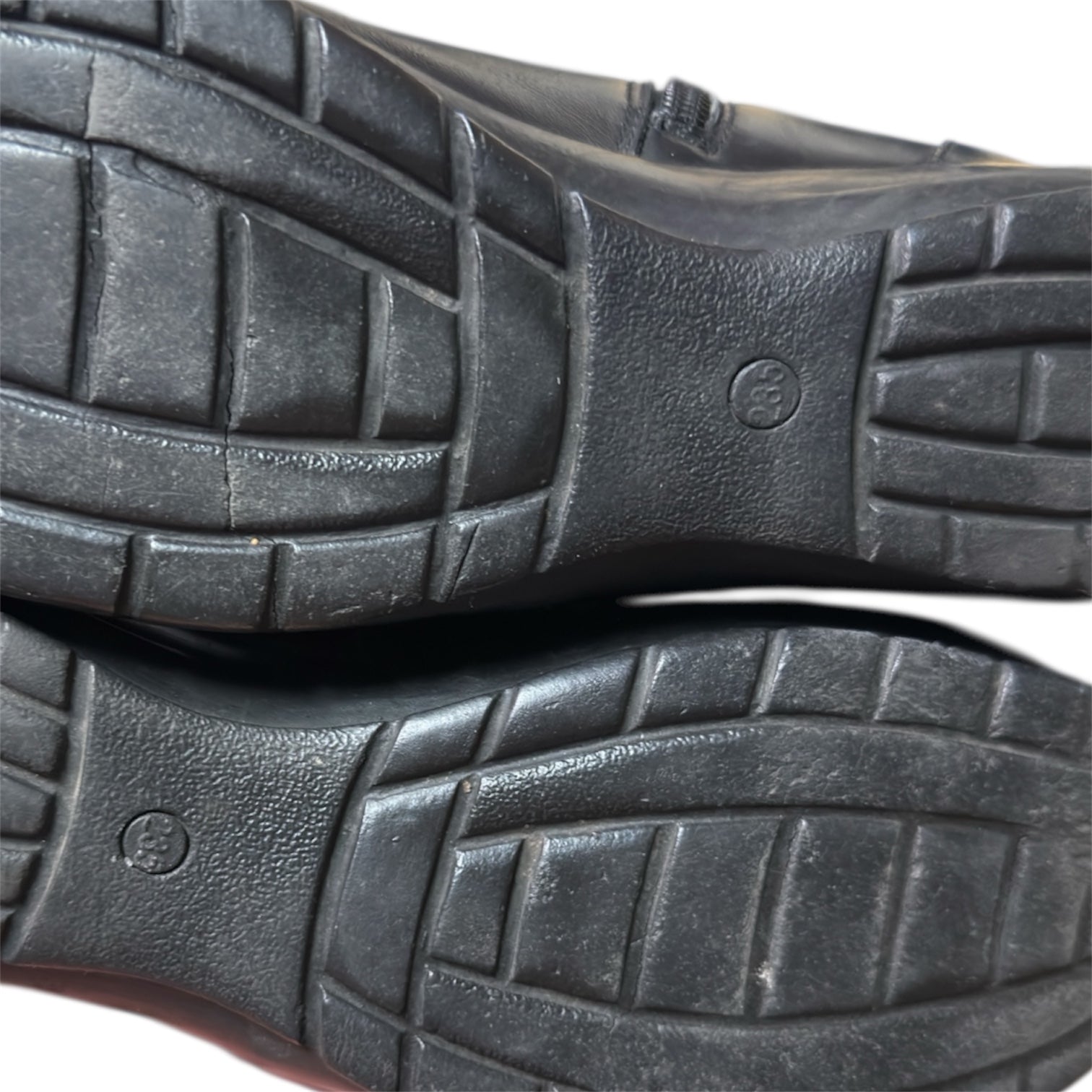 Y2K Leather mid calf boots (6.5)