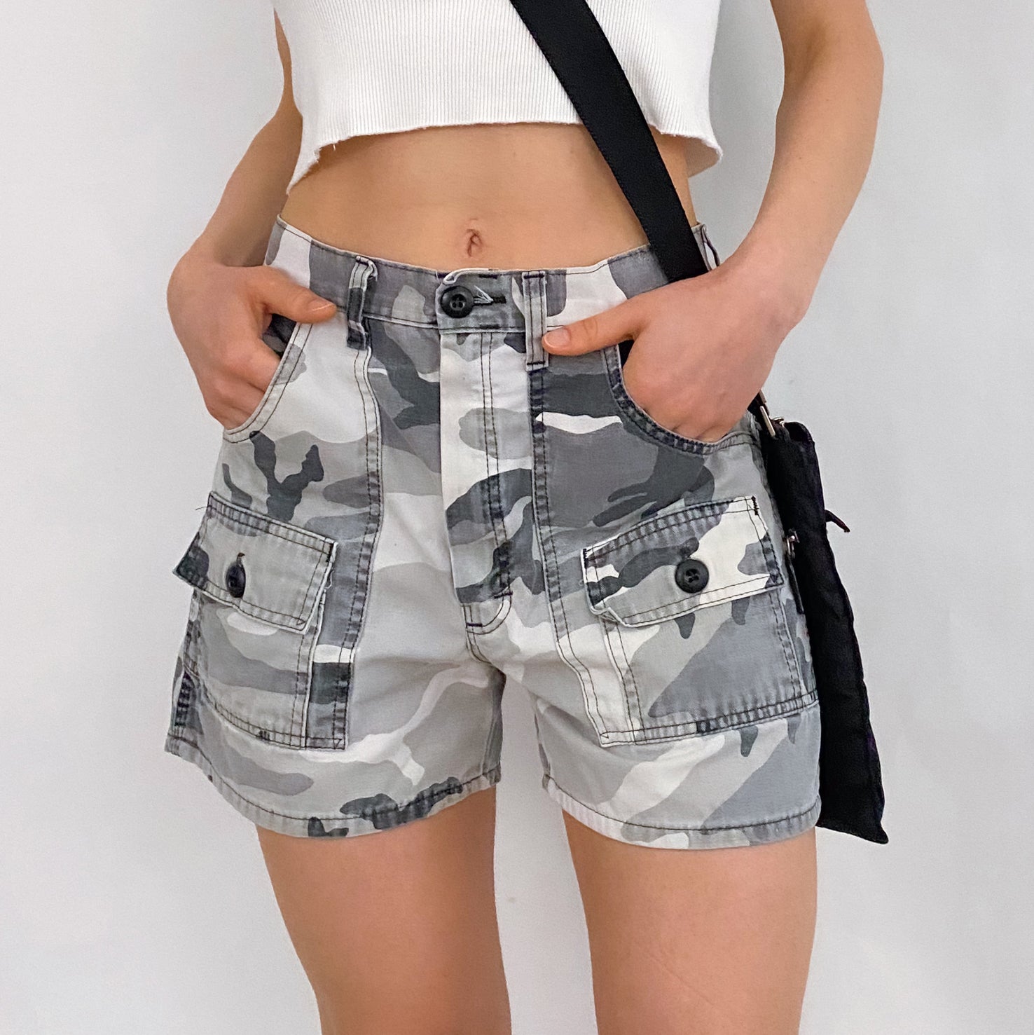 Y2K Gray Camo Slouch Shorts - Medium