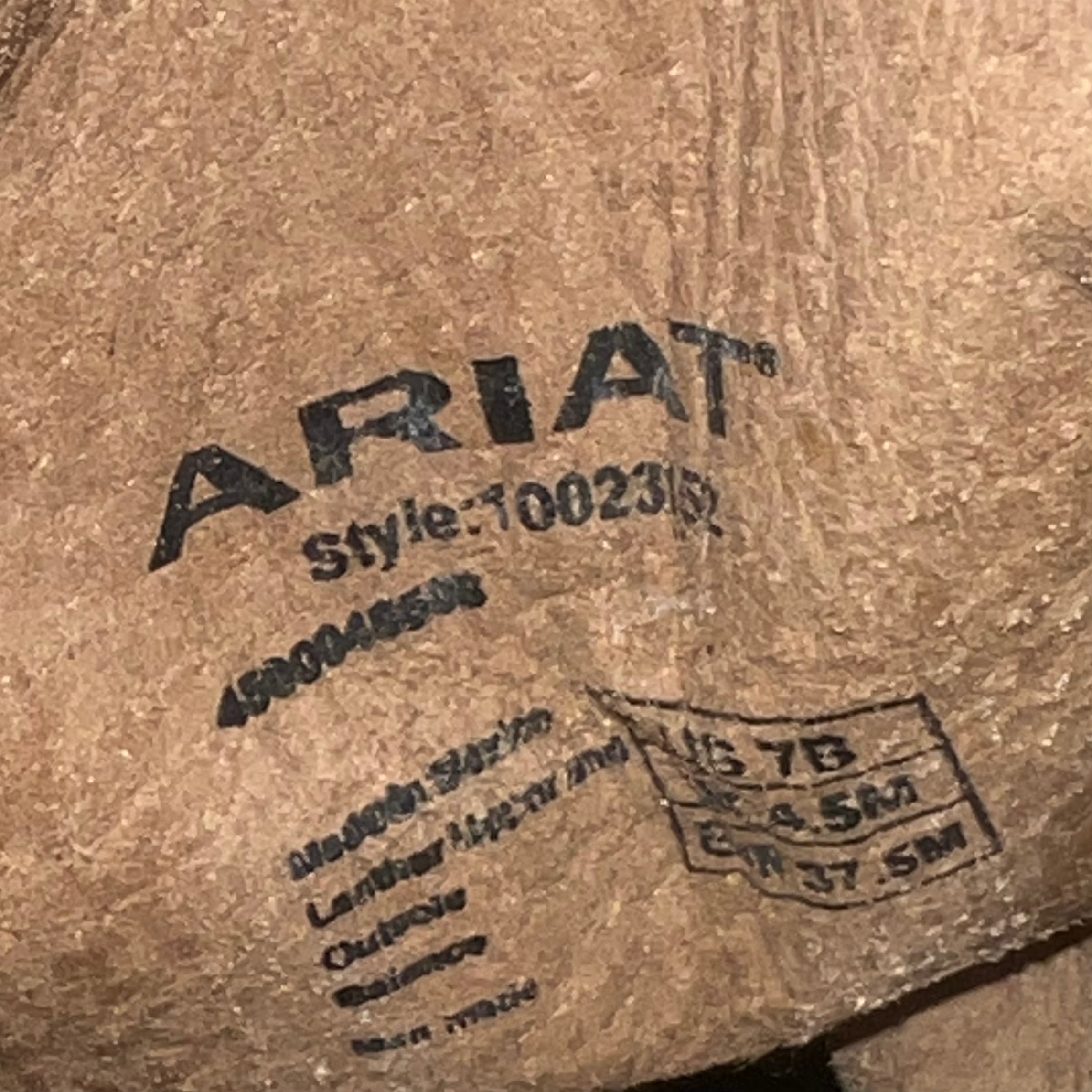 Ariat Distressed Bandana Boots (5.5/6)