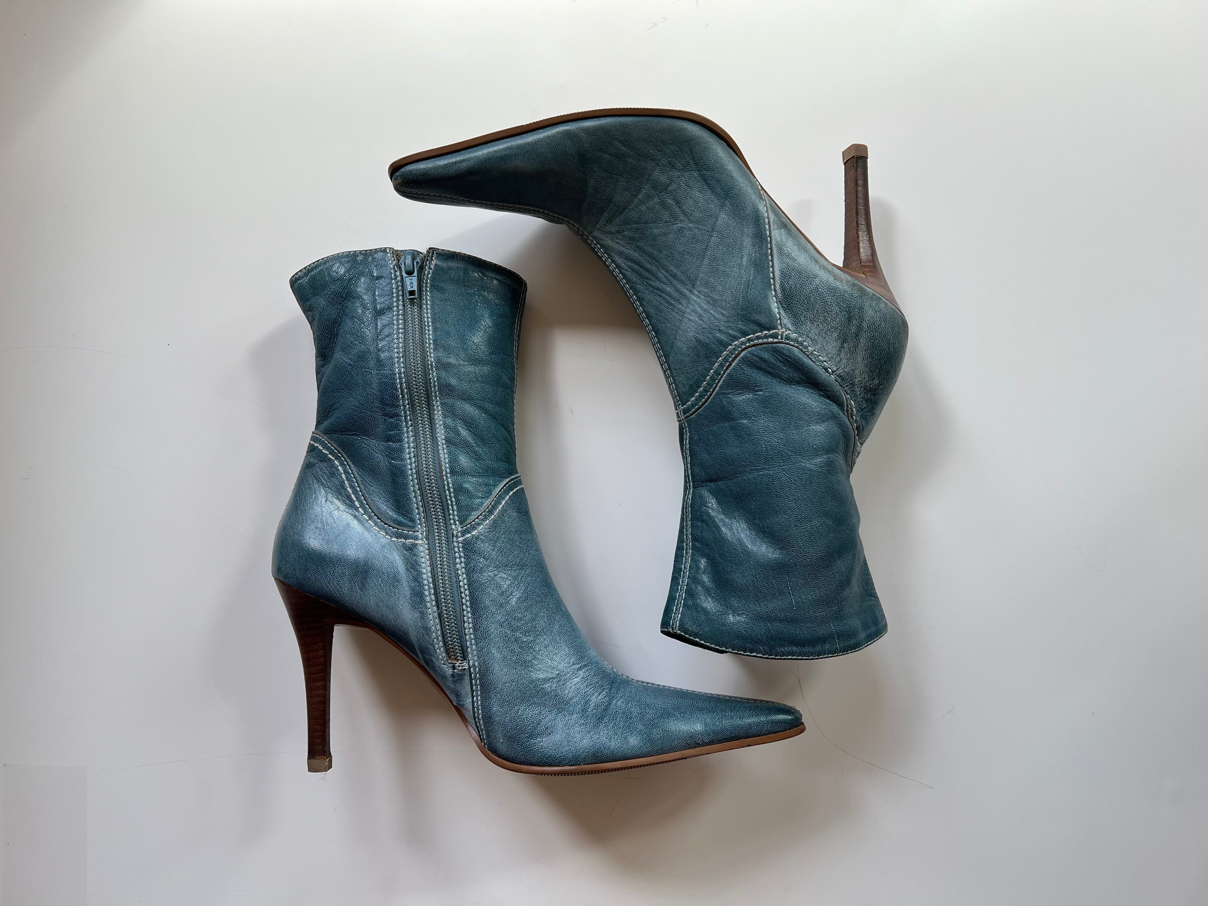 Y2K Genuine Leather Pointy Heels (8)