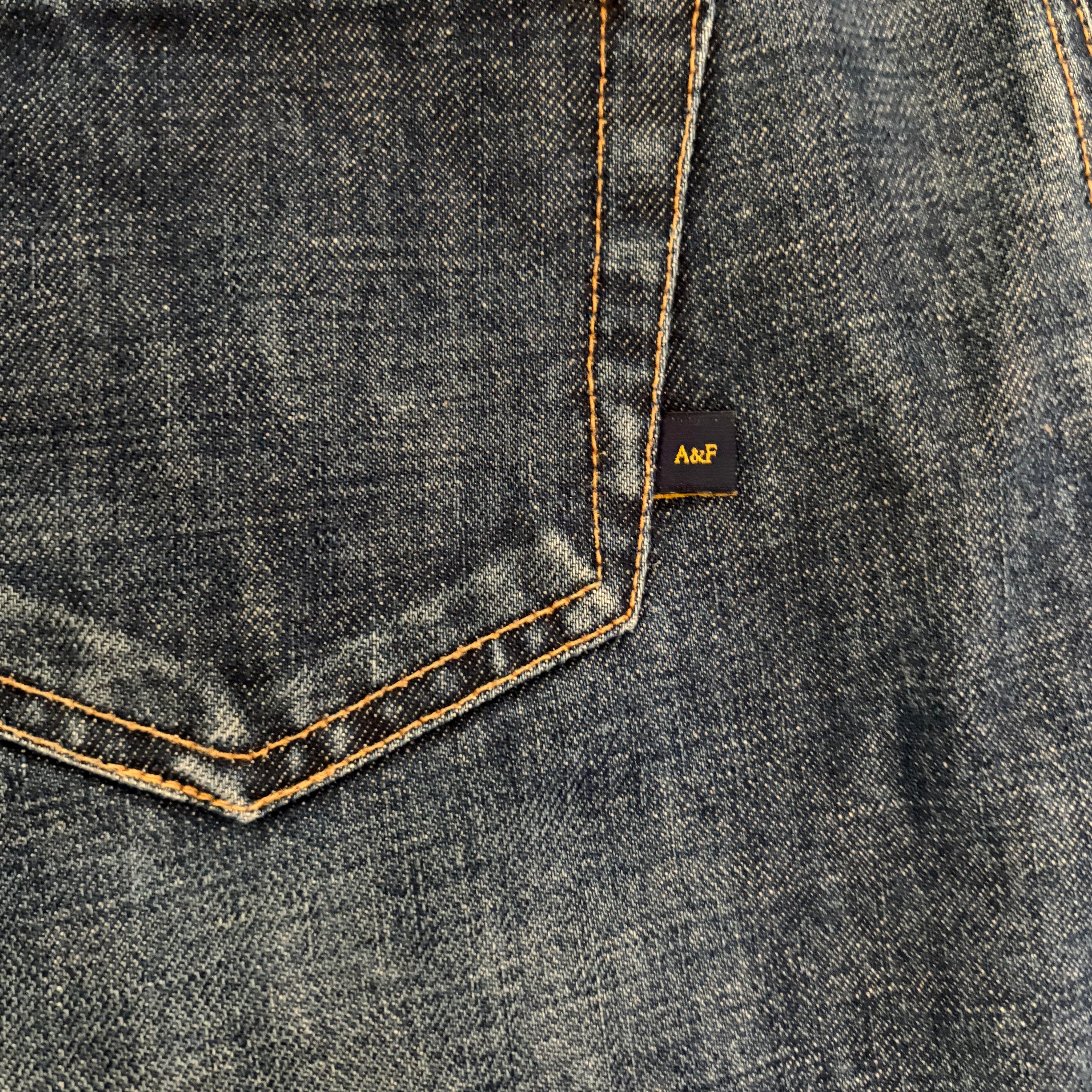 2000s Abercrombie Mini Skirt (xs)