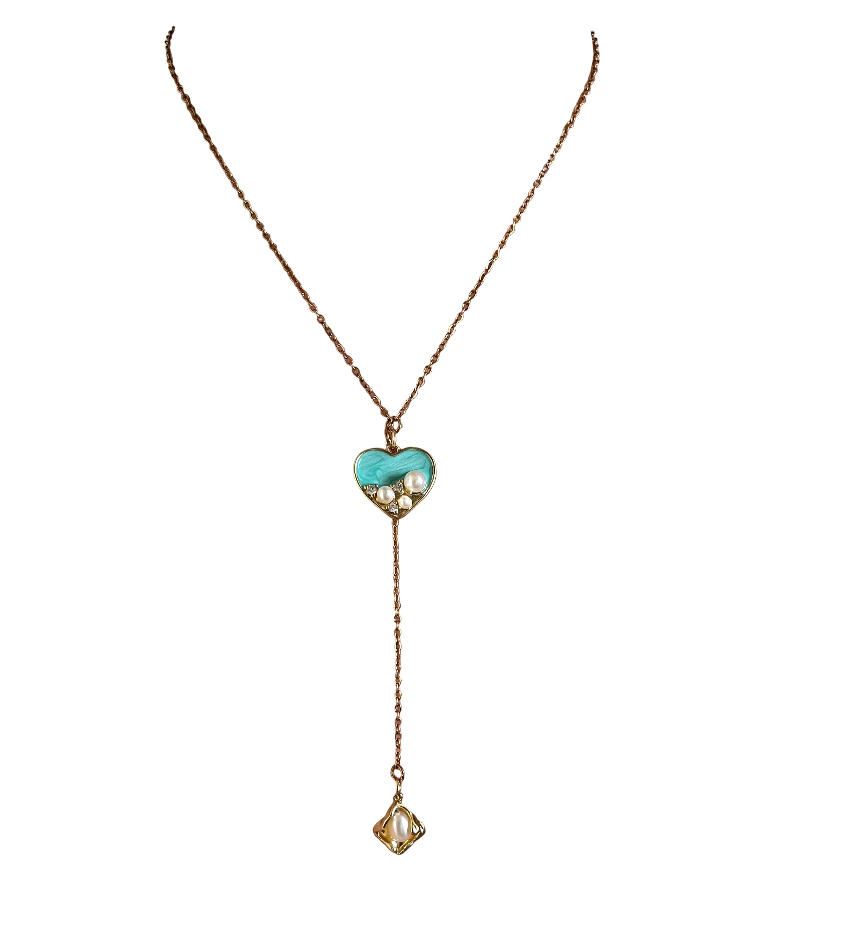 Lustrous Heart Necklace