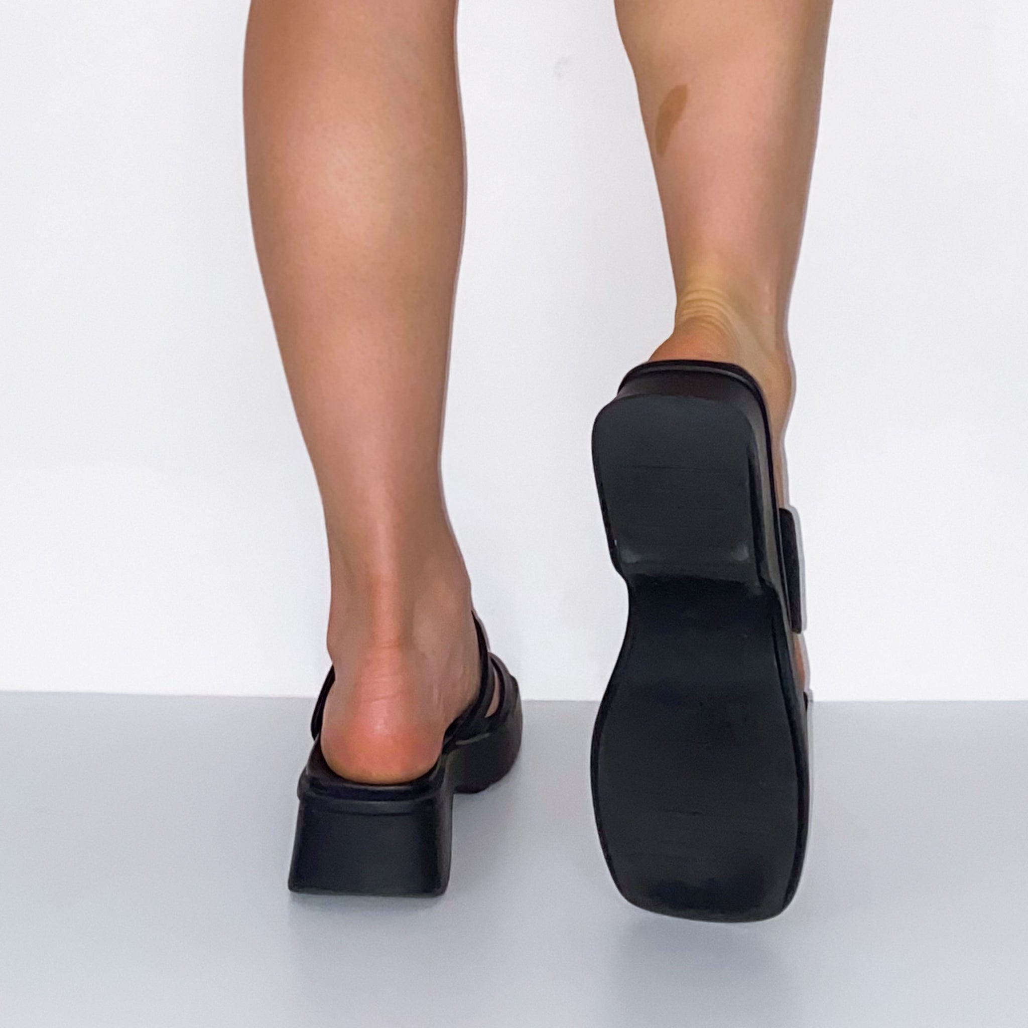 Vintage Platform Sandals - 8