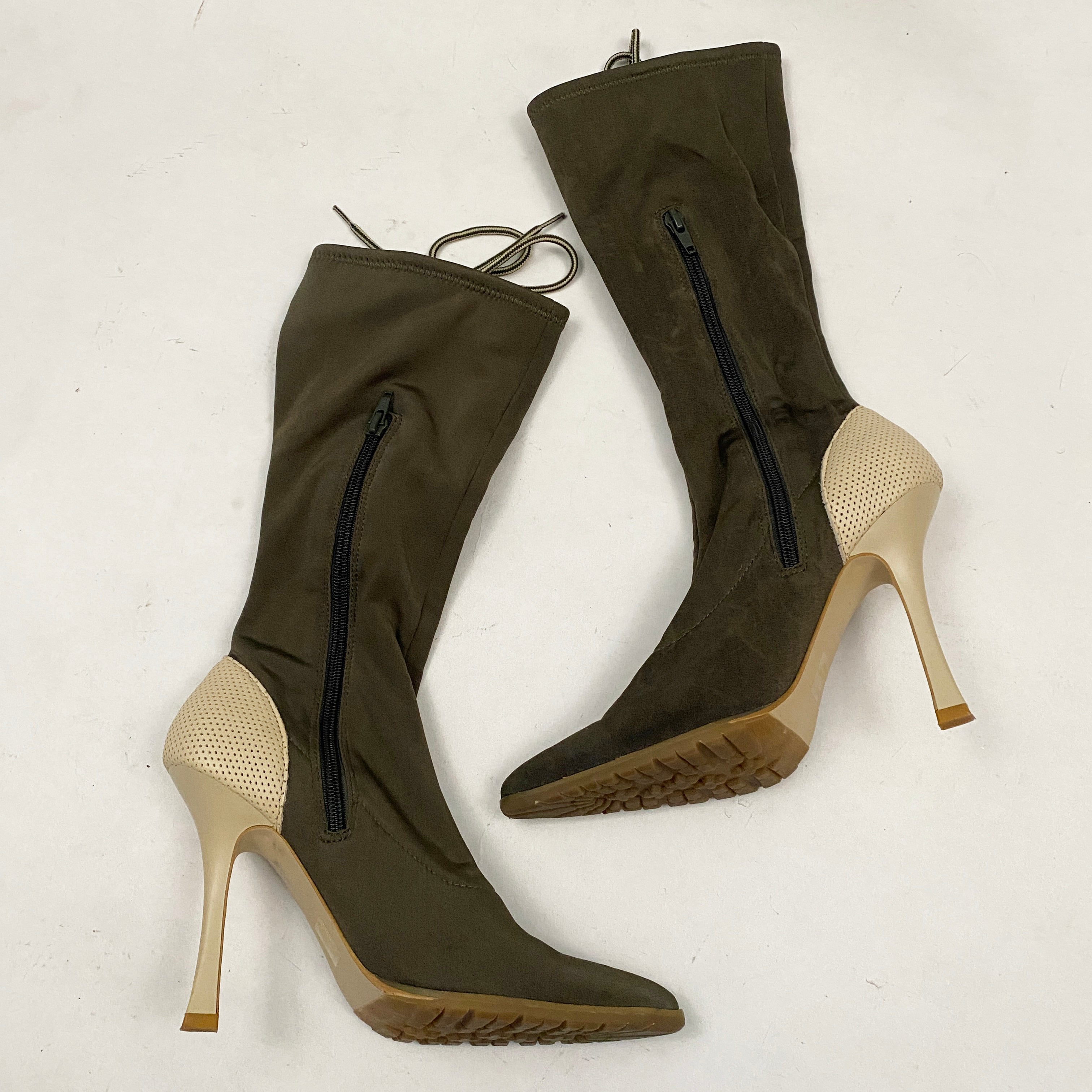 2000s Sporty Lace Boots (7)