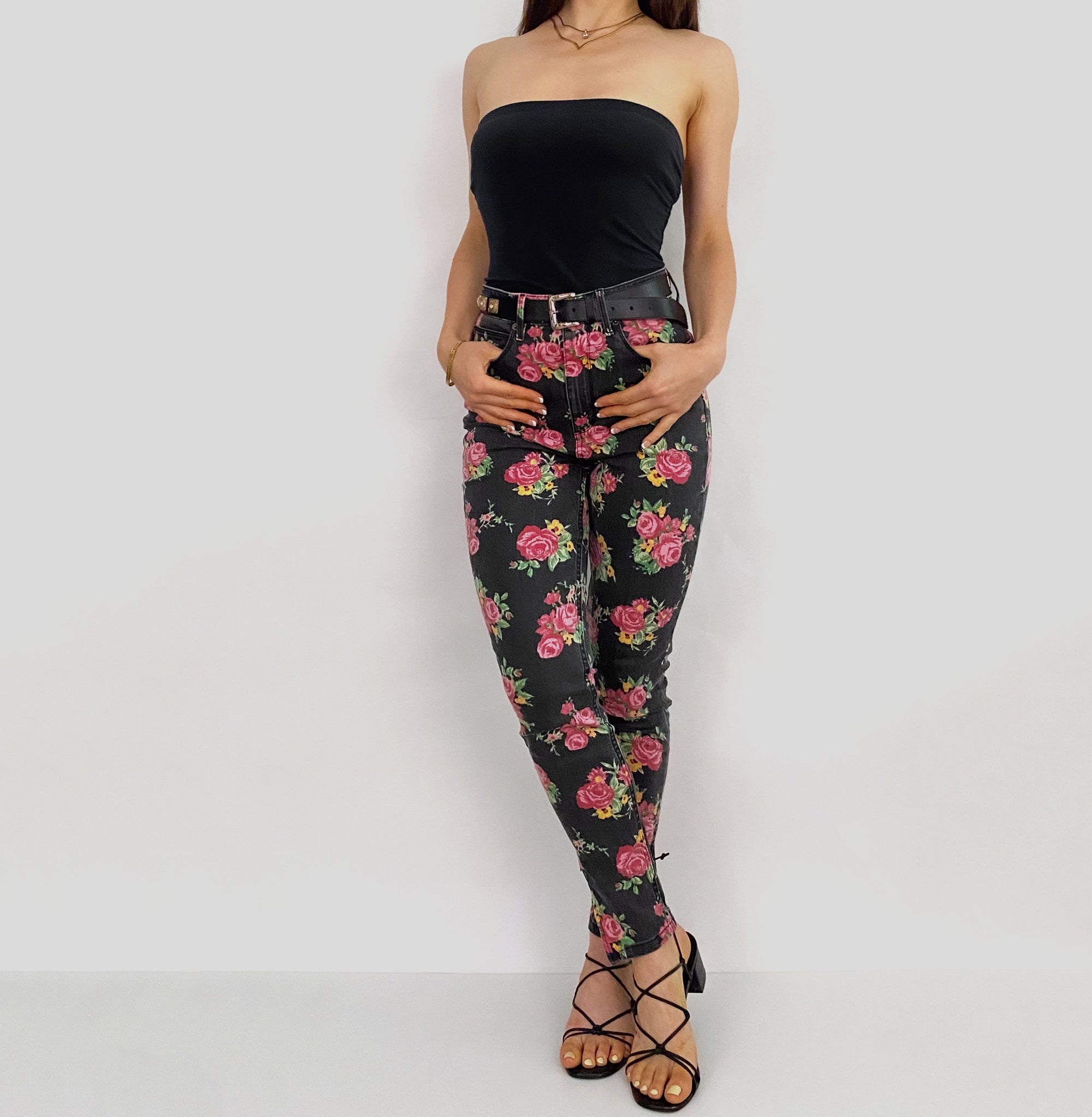 Guess Rose Print Jeans - 27