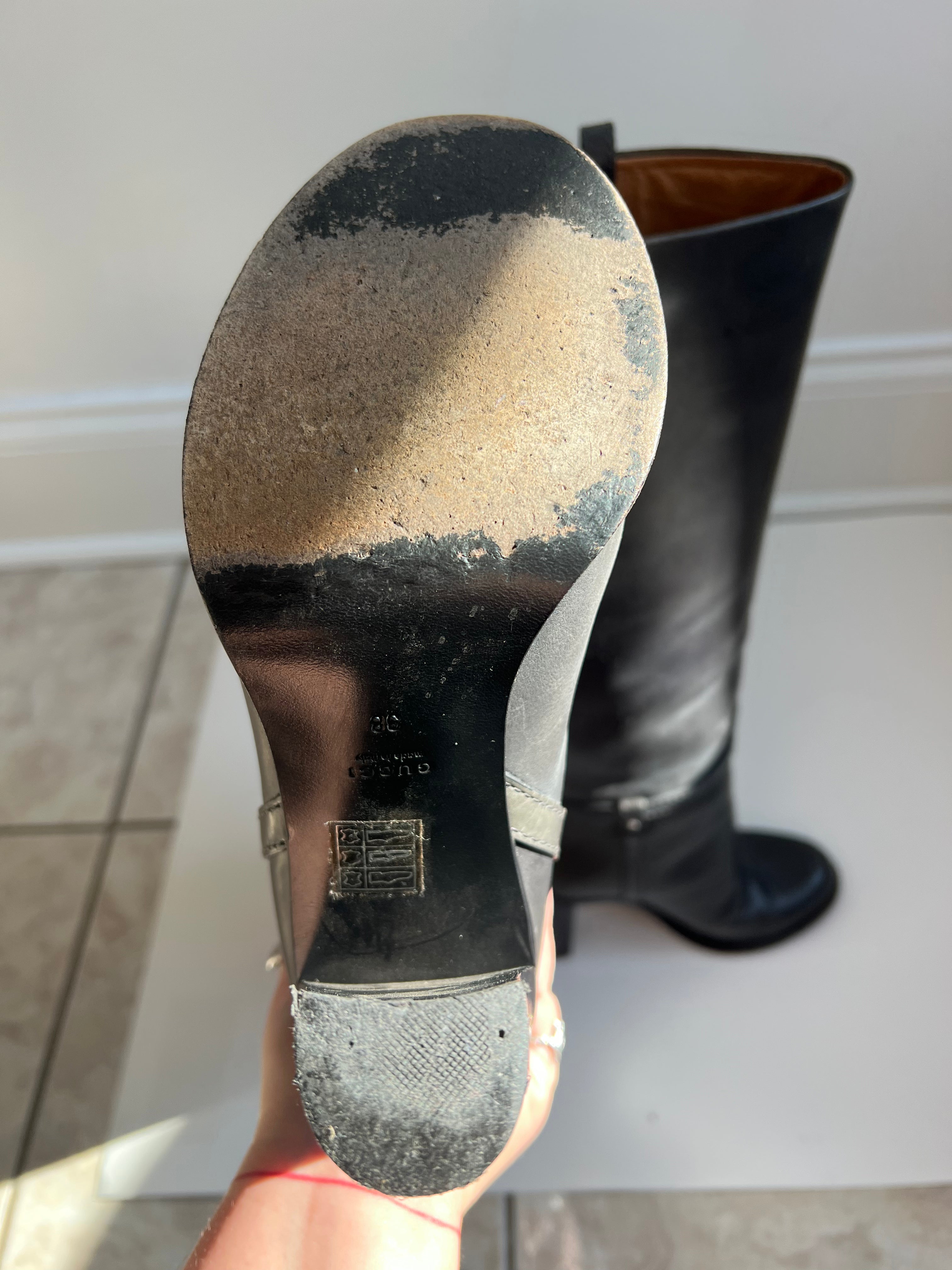 Vintage Genuine Leather Gucci Boots (8)