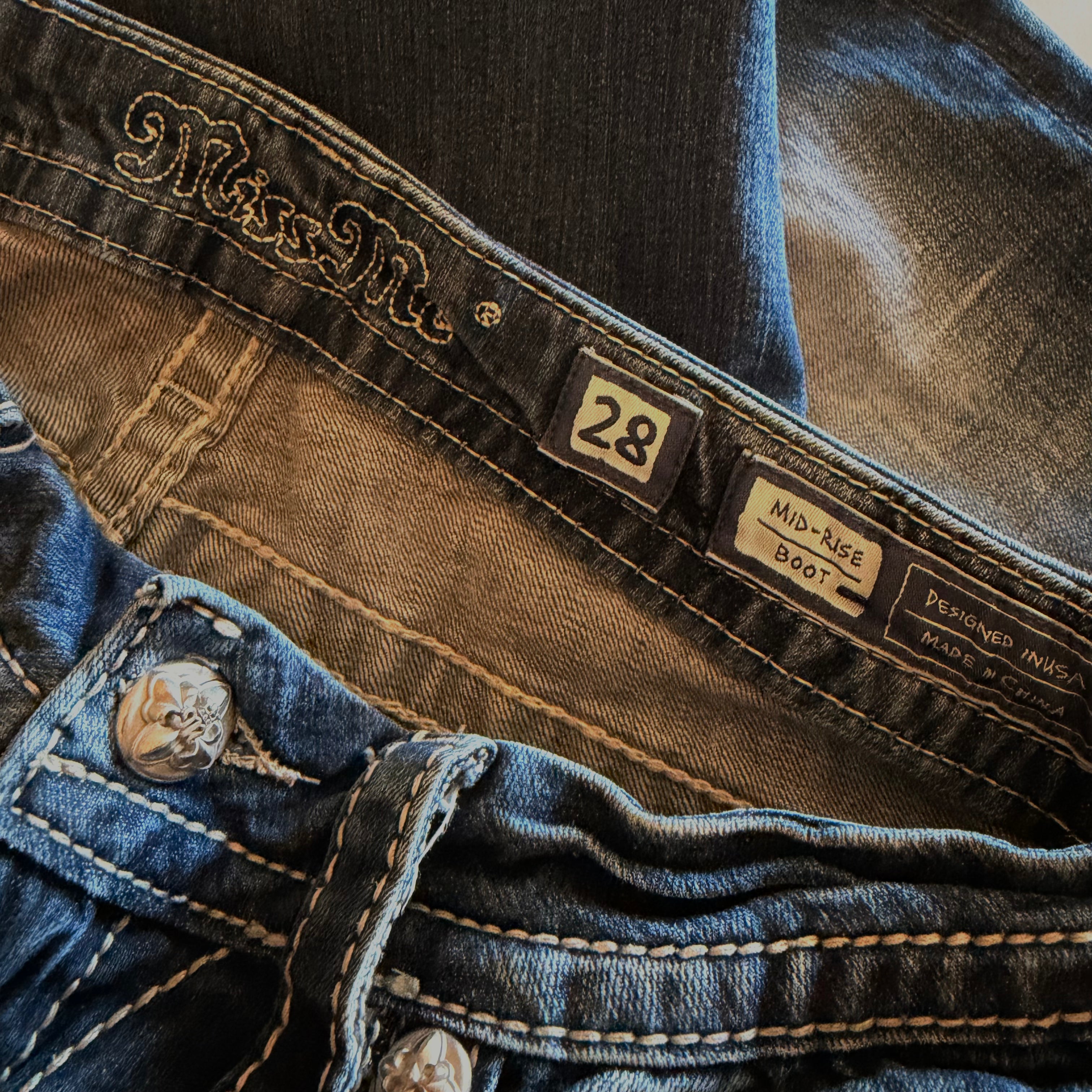 Miss Me Embellished Jeans (M)