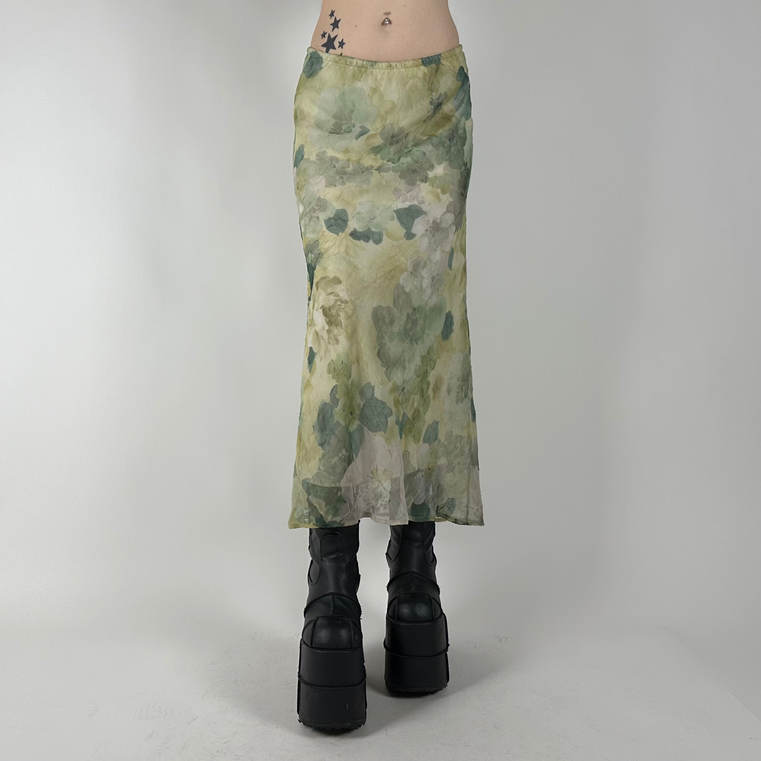 90s Sage Green Floral Maxi Skirt (S)