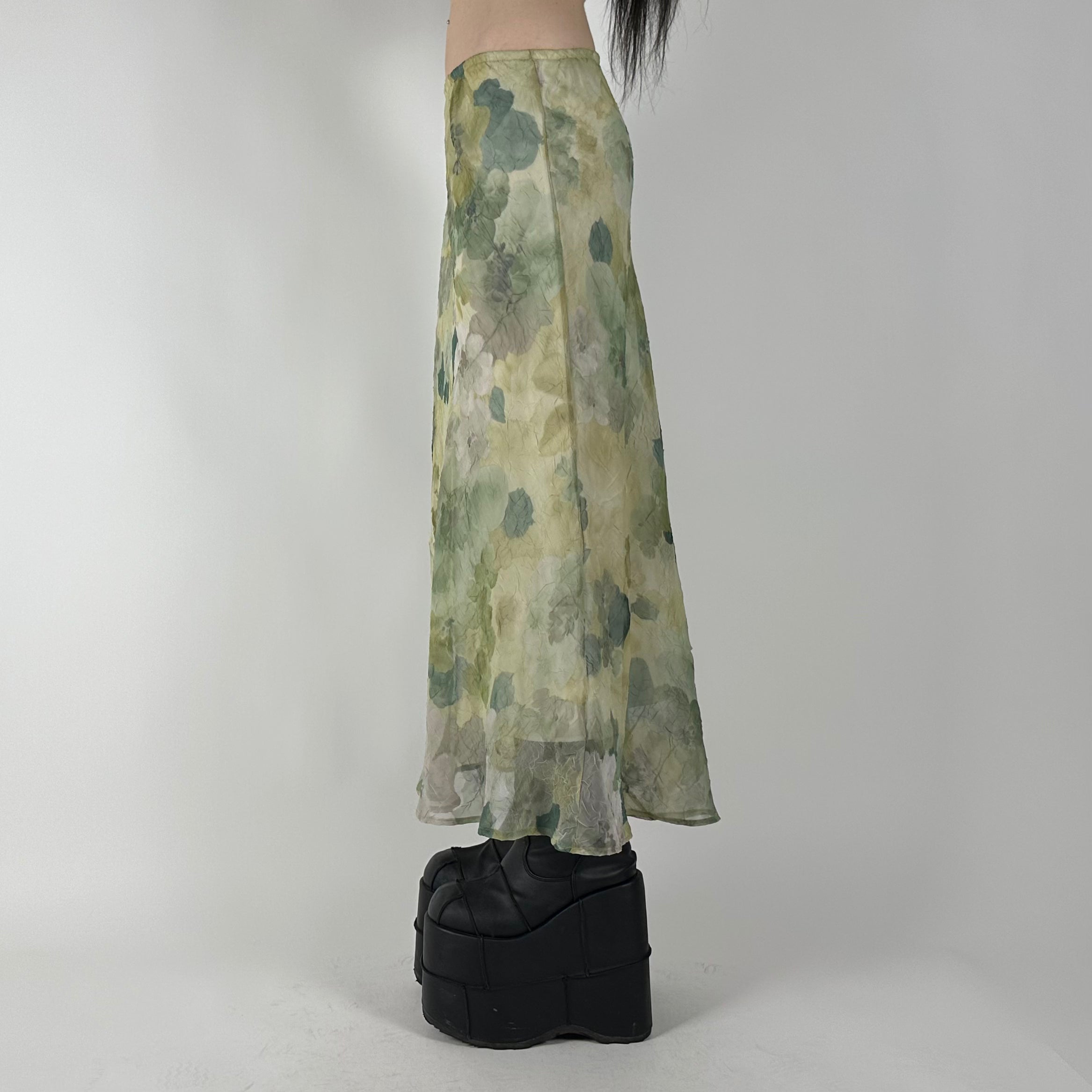 90s Sage Green Floral Maxi Skirt (S)