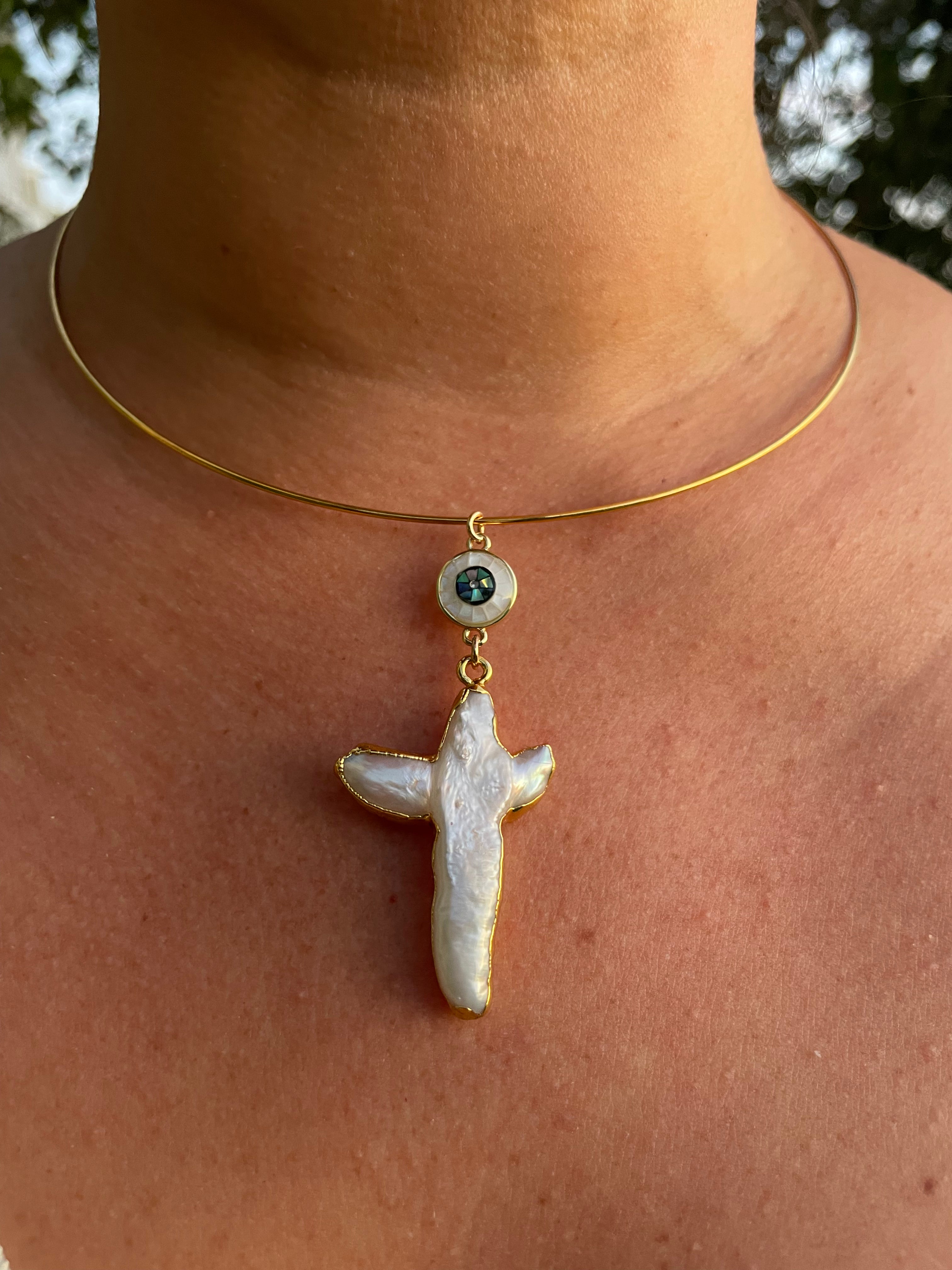 Divine Pearl Necklace