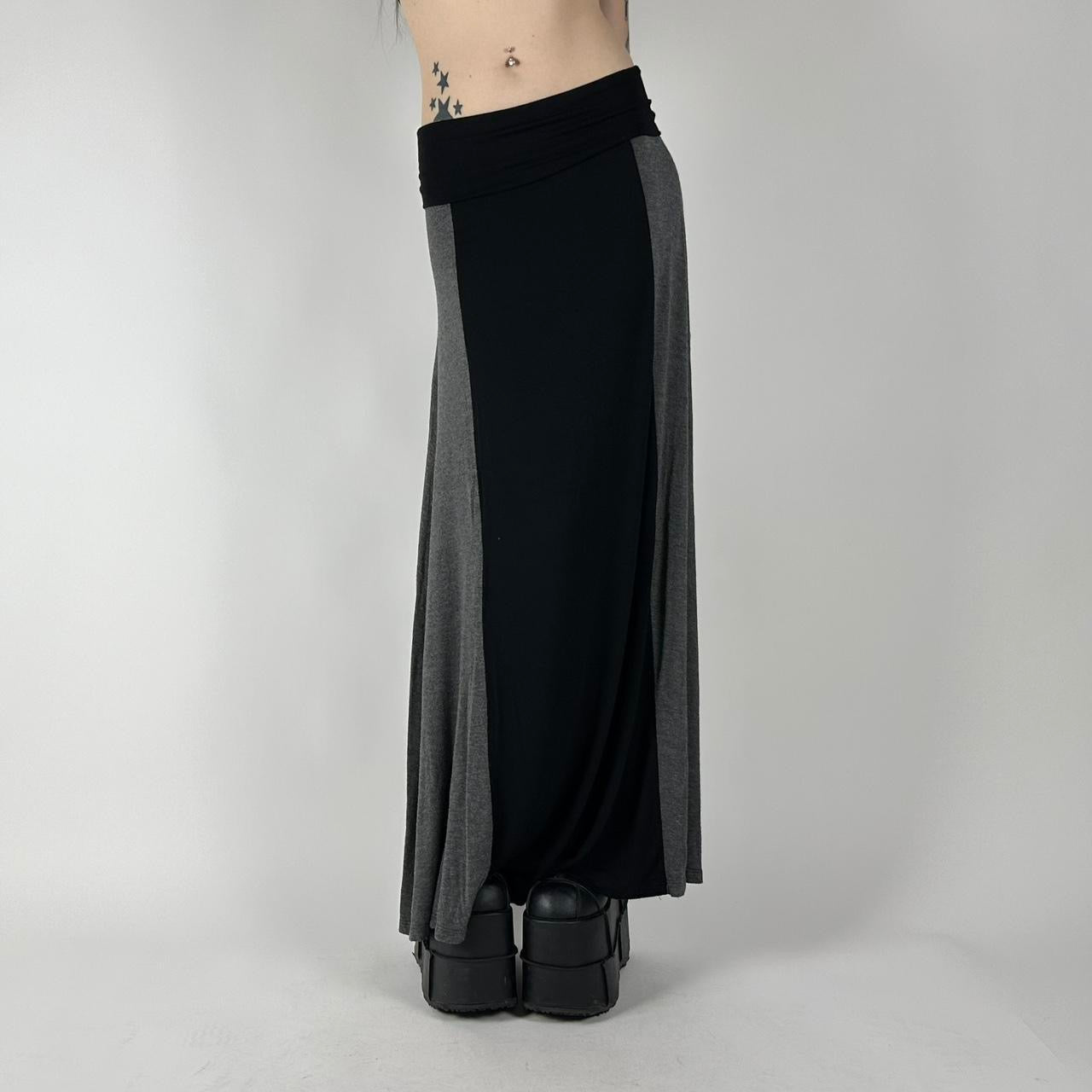 Y2K Black & Grey Maxi Skirt (L)