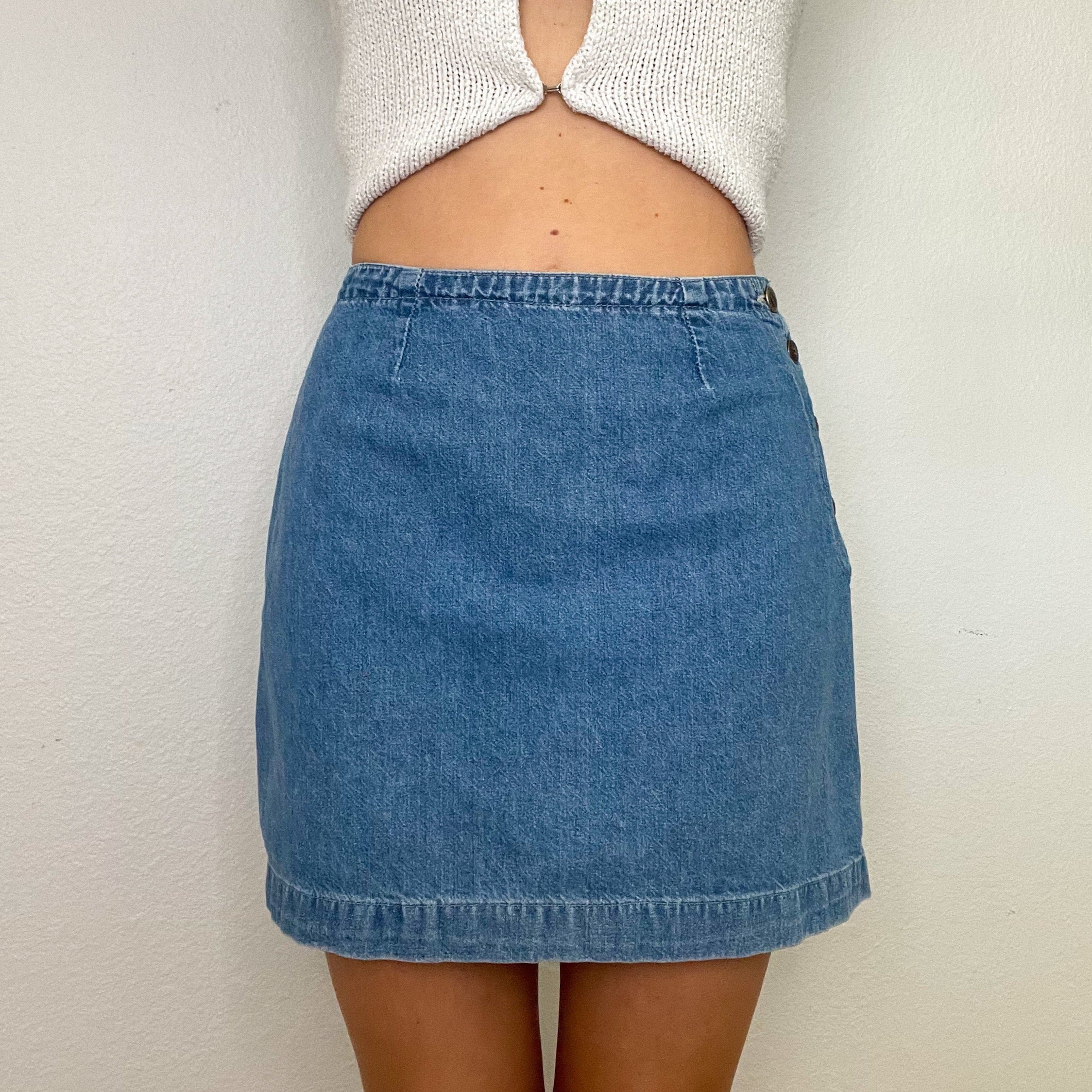 90s Vintage Button Denim Mini Skirt (XS)