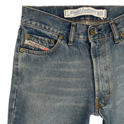 Diesel 2000s Mid-Rise Boot Cut Jeans (XS)