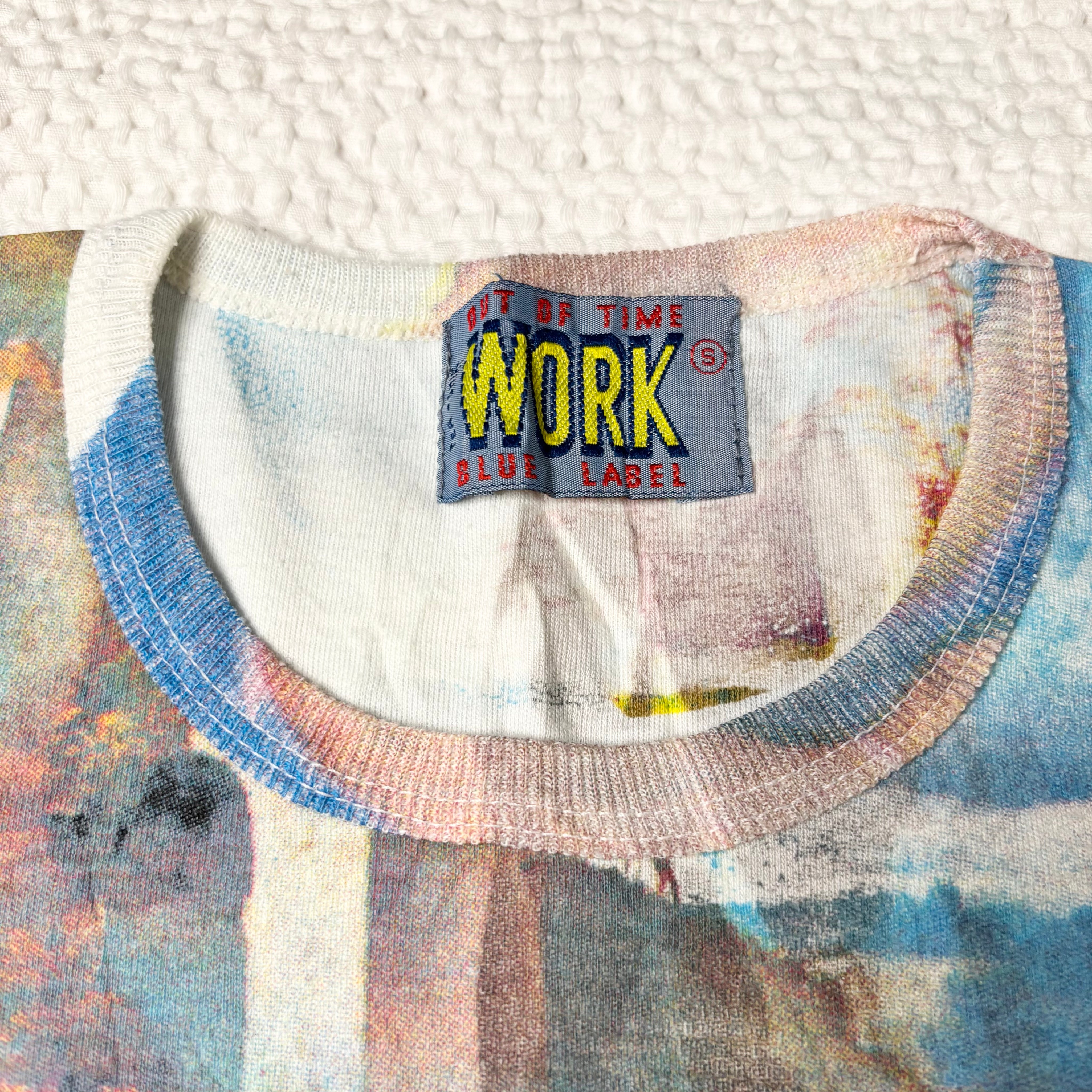 Work Leonardo da Vinci "The Virgin of the Rocks" Art Print Tee (S)