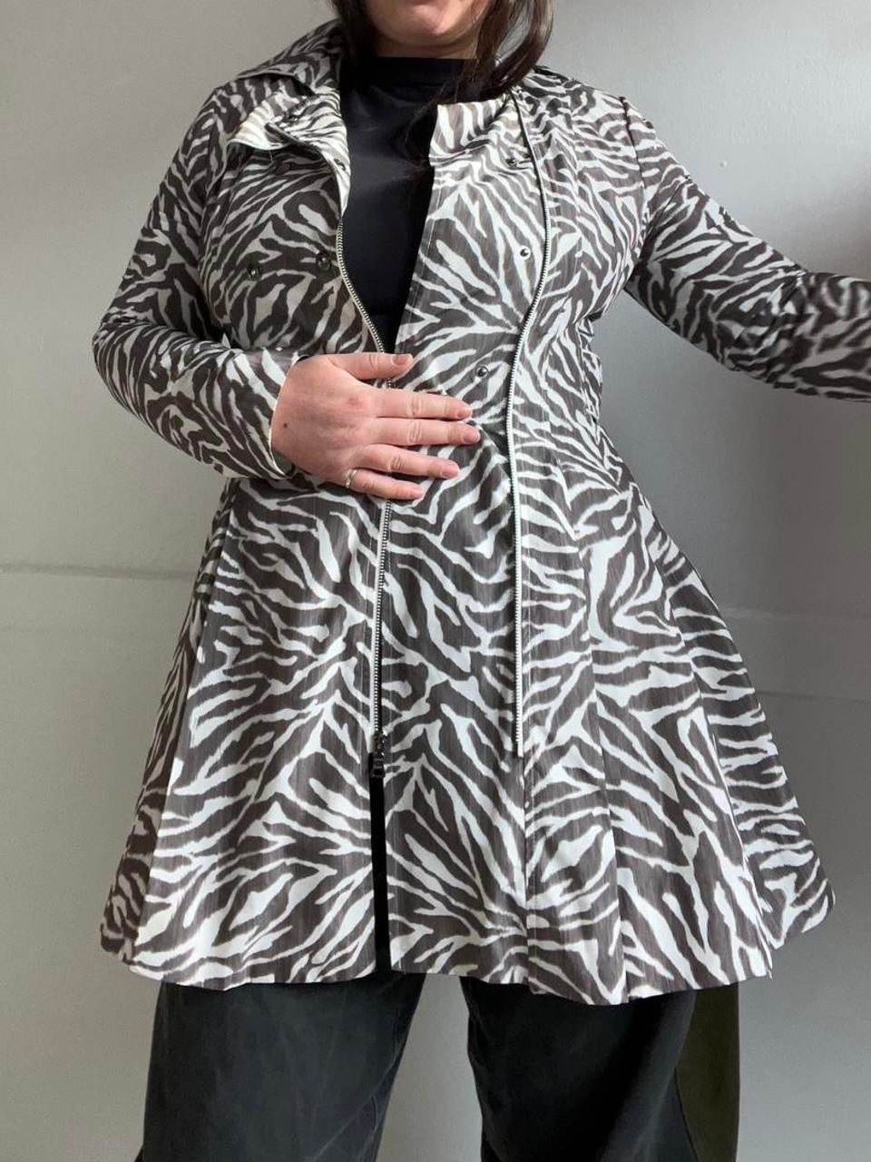 Vintage Y2K Zebra Print Raincoat (M)