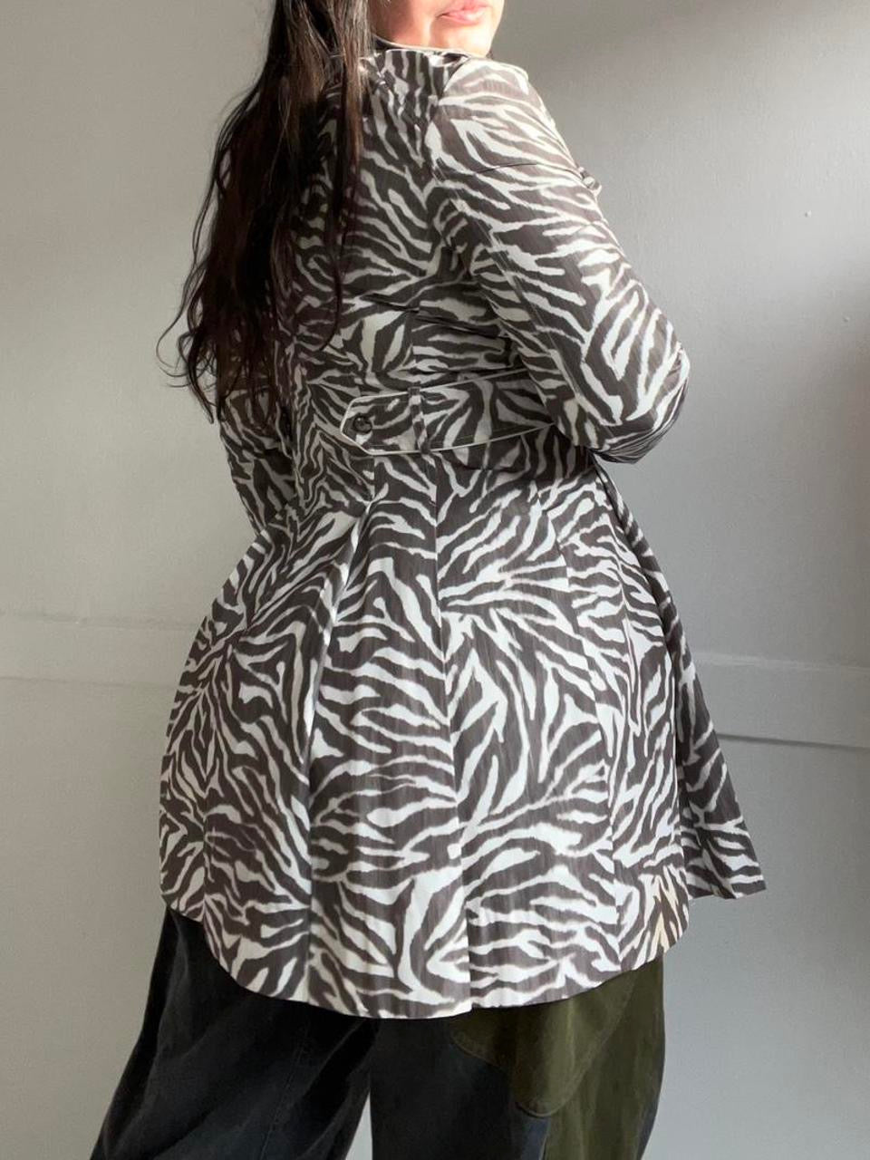 Vintage Y2K Zebra Print Raincoat (M)