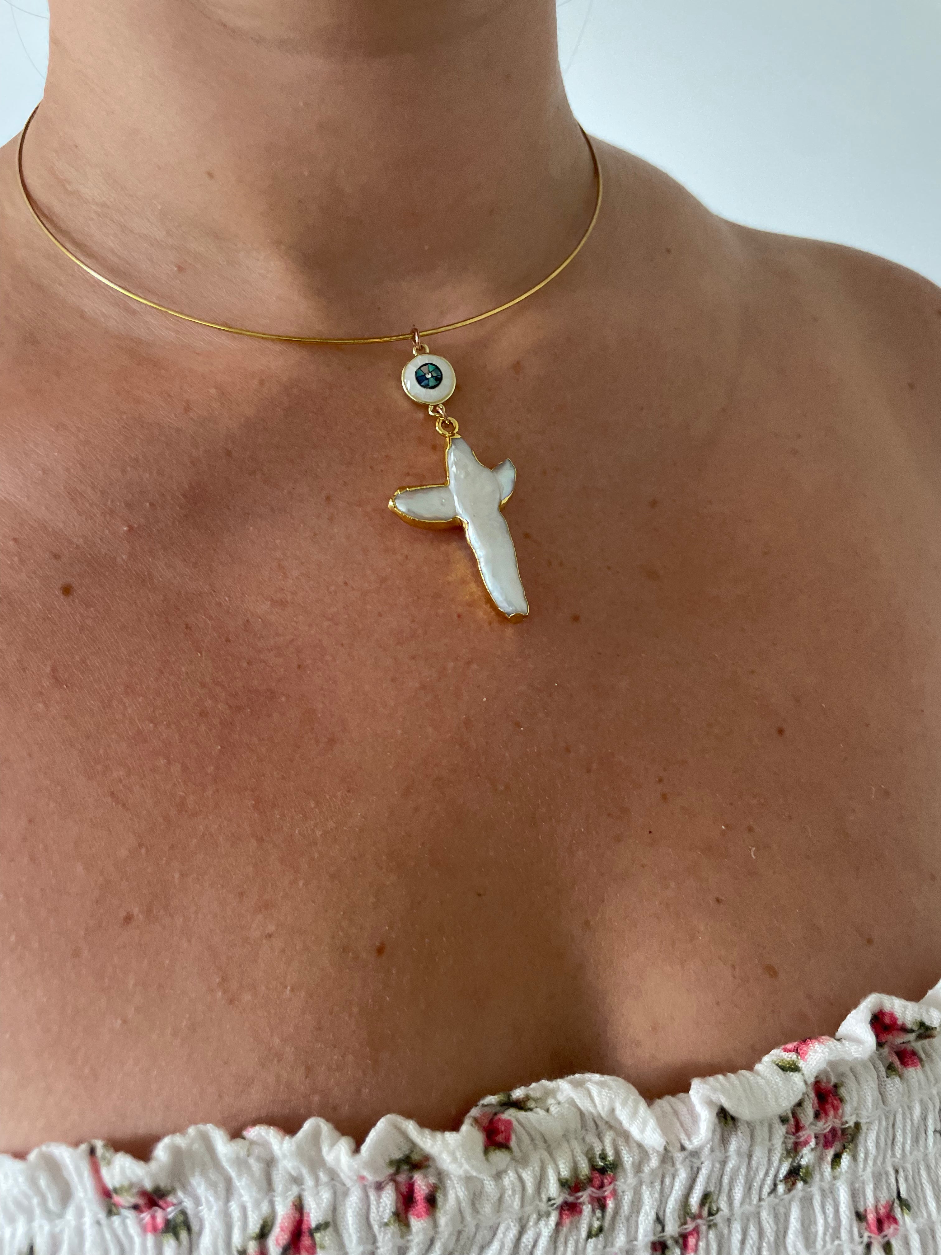 Divine Pearl Necklace