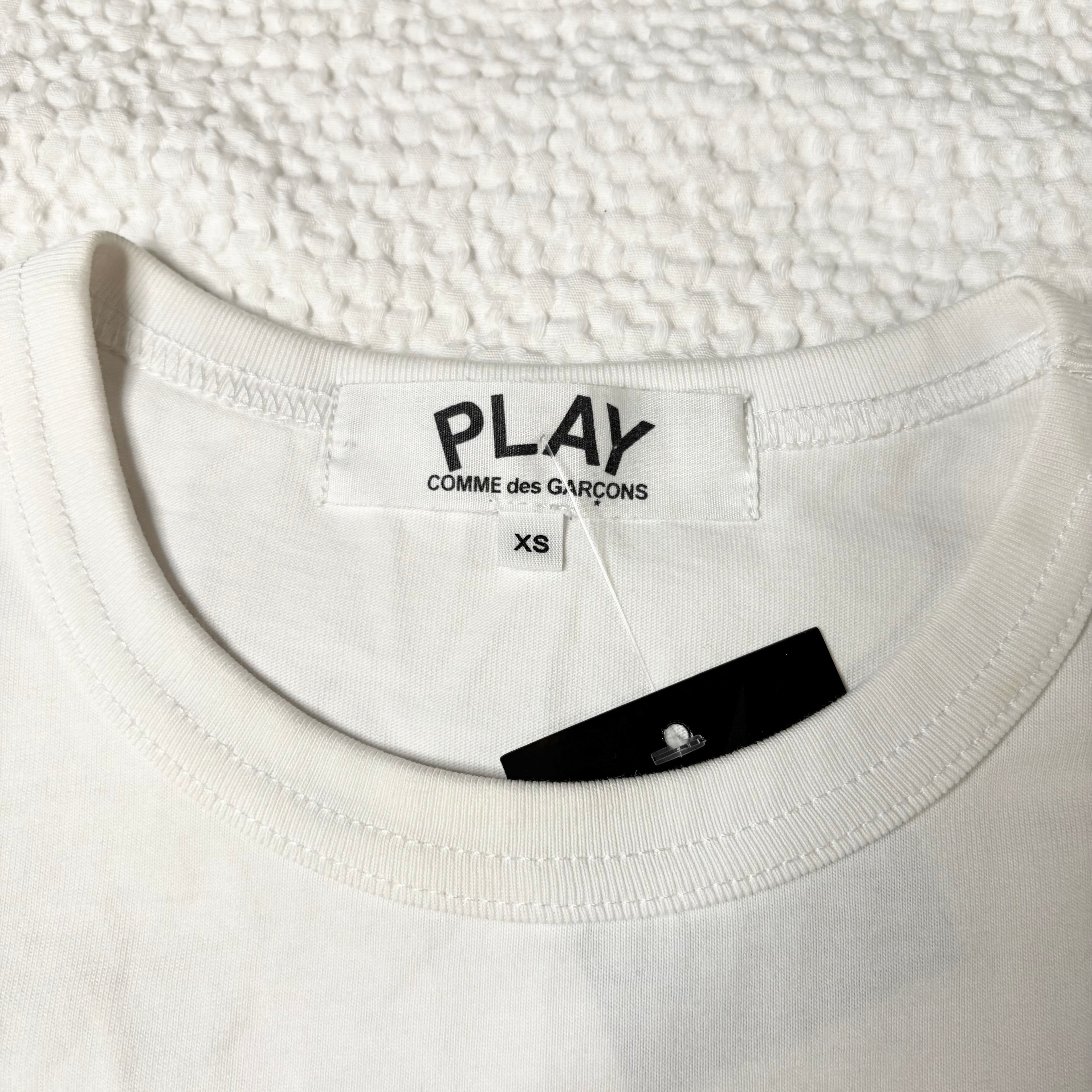 Comme des Garcons PLAY Double Heart Logo Tee (S-M)