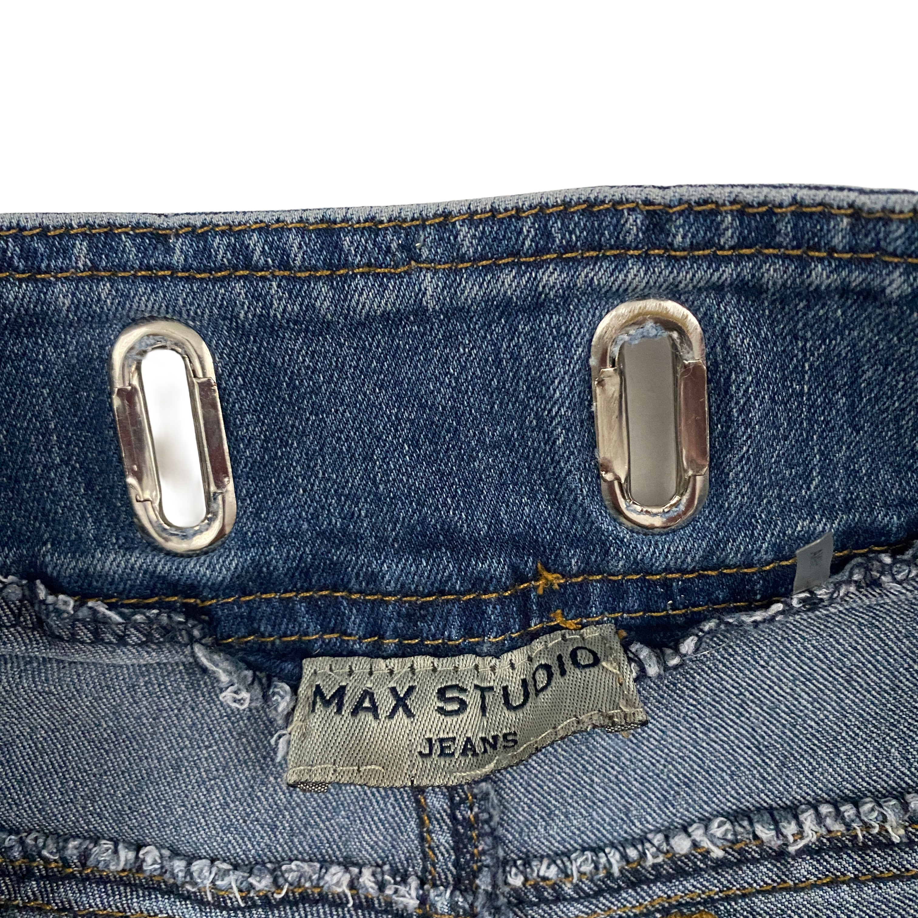 Max Studio 2000s Grommet Waistband Low Rise Flare Jeans (XS)