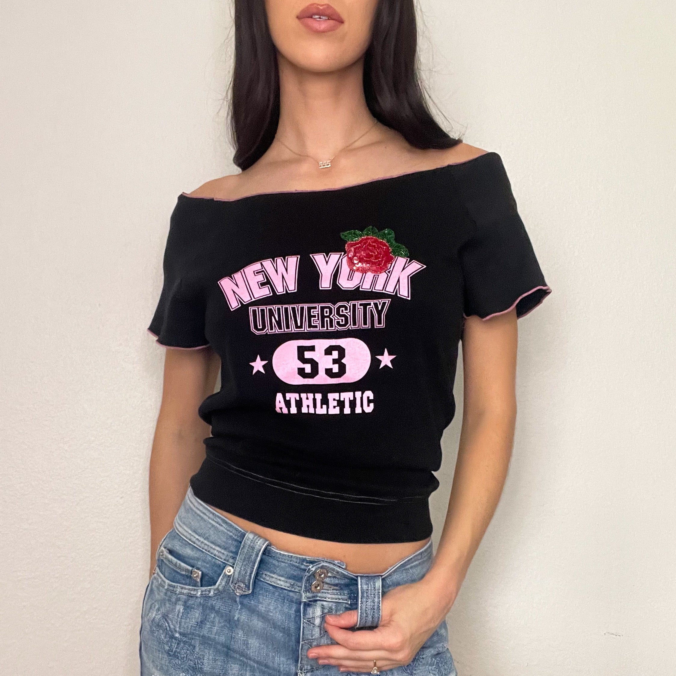 Off-the-Shoulder Y2K New York Sporty Top (L)