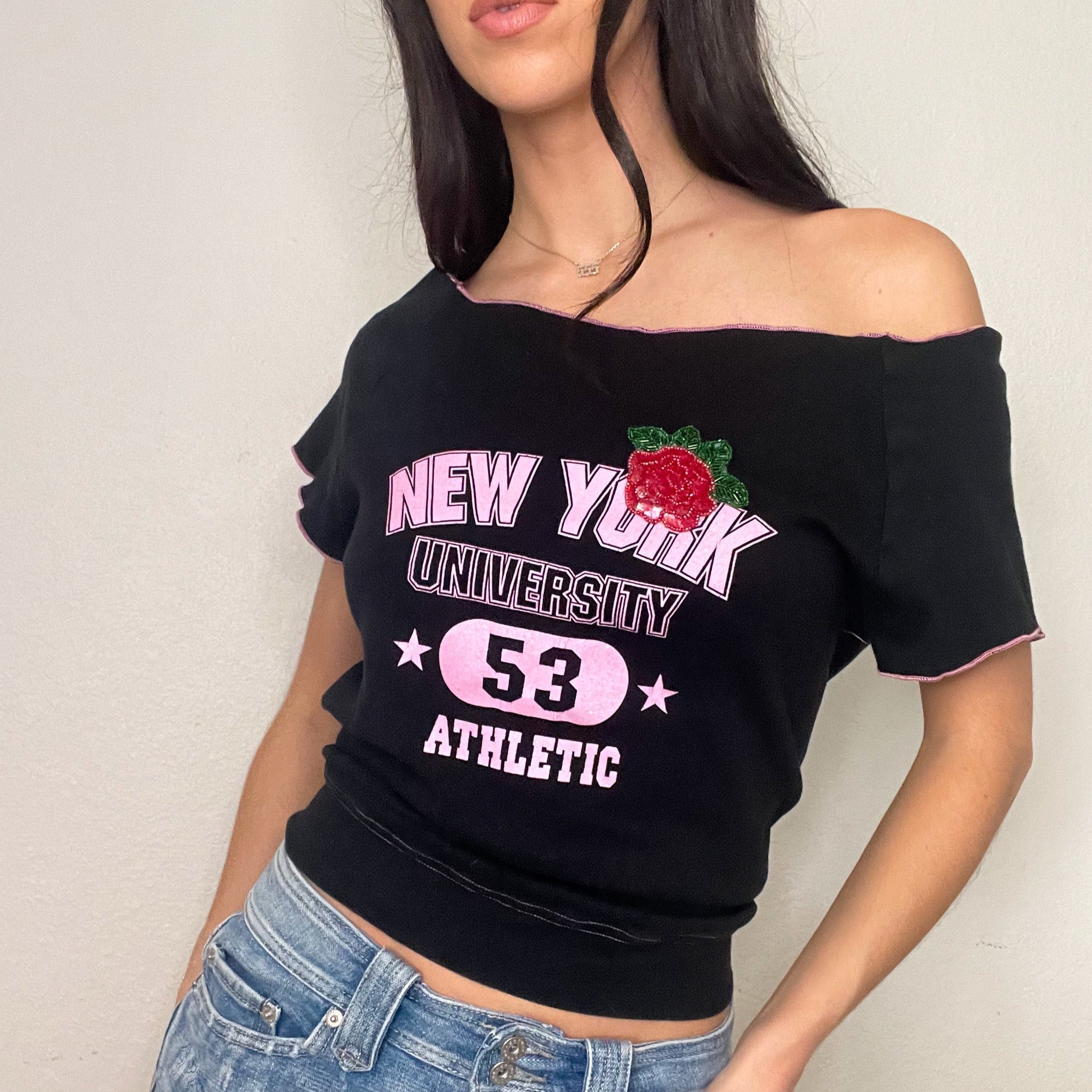 Off-the-Shoulder Y2K New York Sporty Top (L)