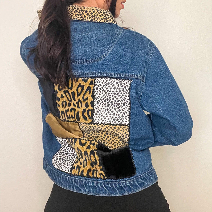 Denim jacket outlet with cheetah collar