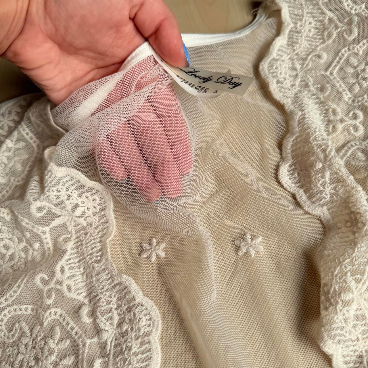 Vintage White Embroidered Mesh Fringe Kimono Cardigan (S/M)