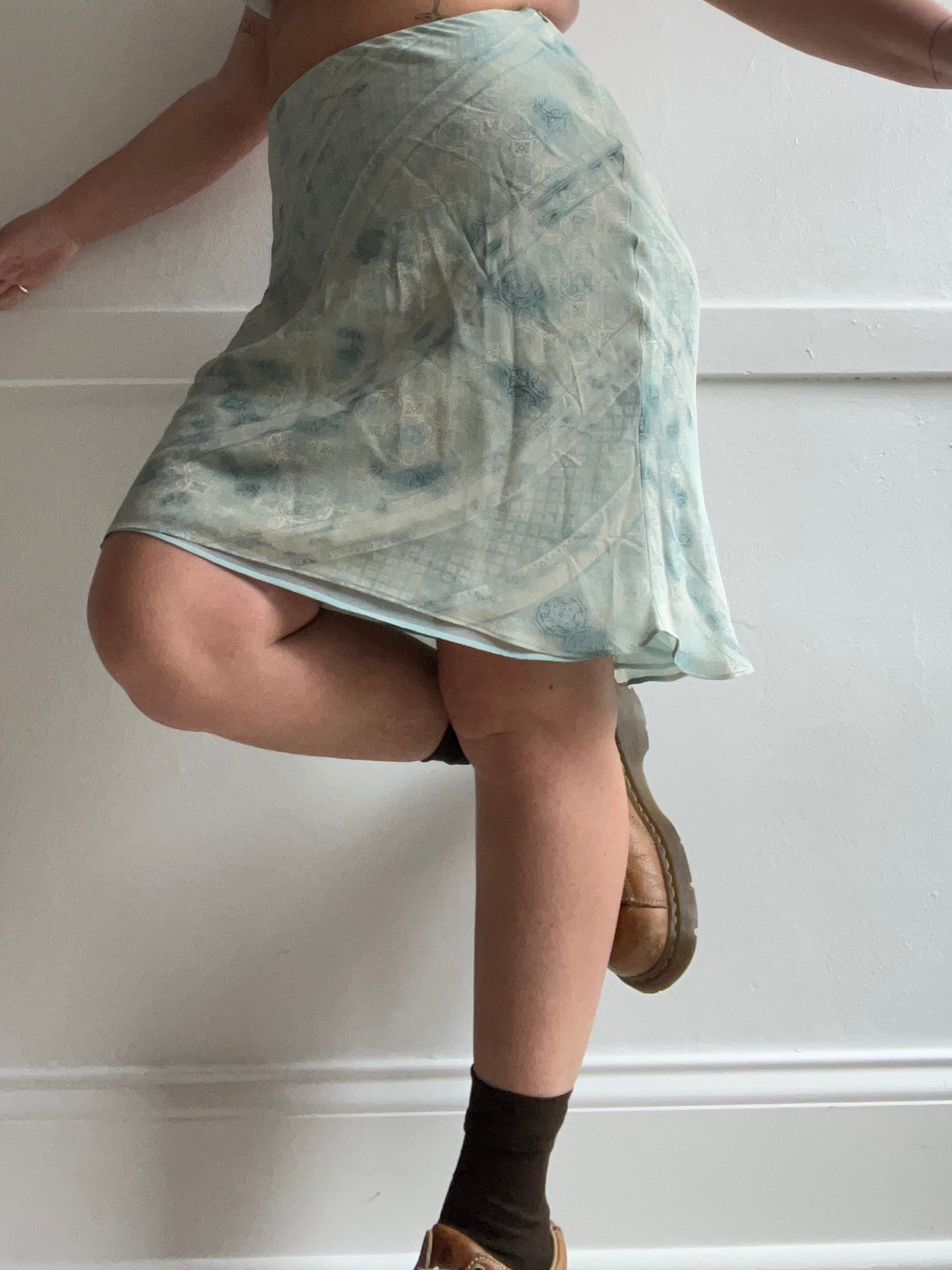 90s Silk Floral Midi Skirt (M/L)