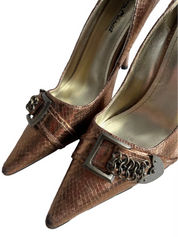 Y2K Pointy Toed Buckle Pumps (9)