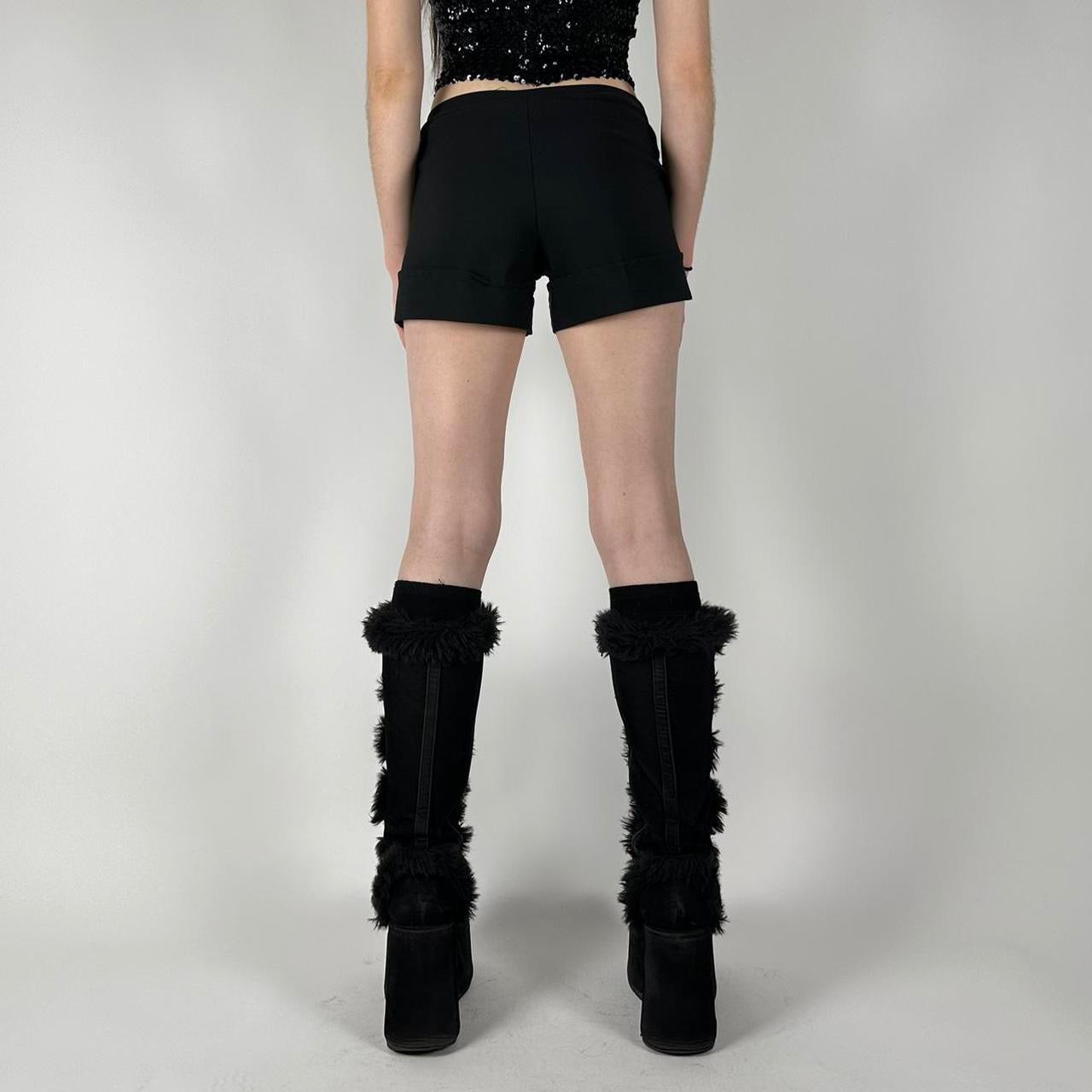 Y2K Black Mini Shorts (M)