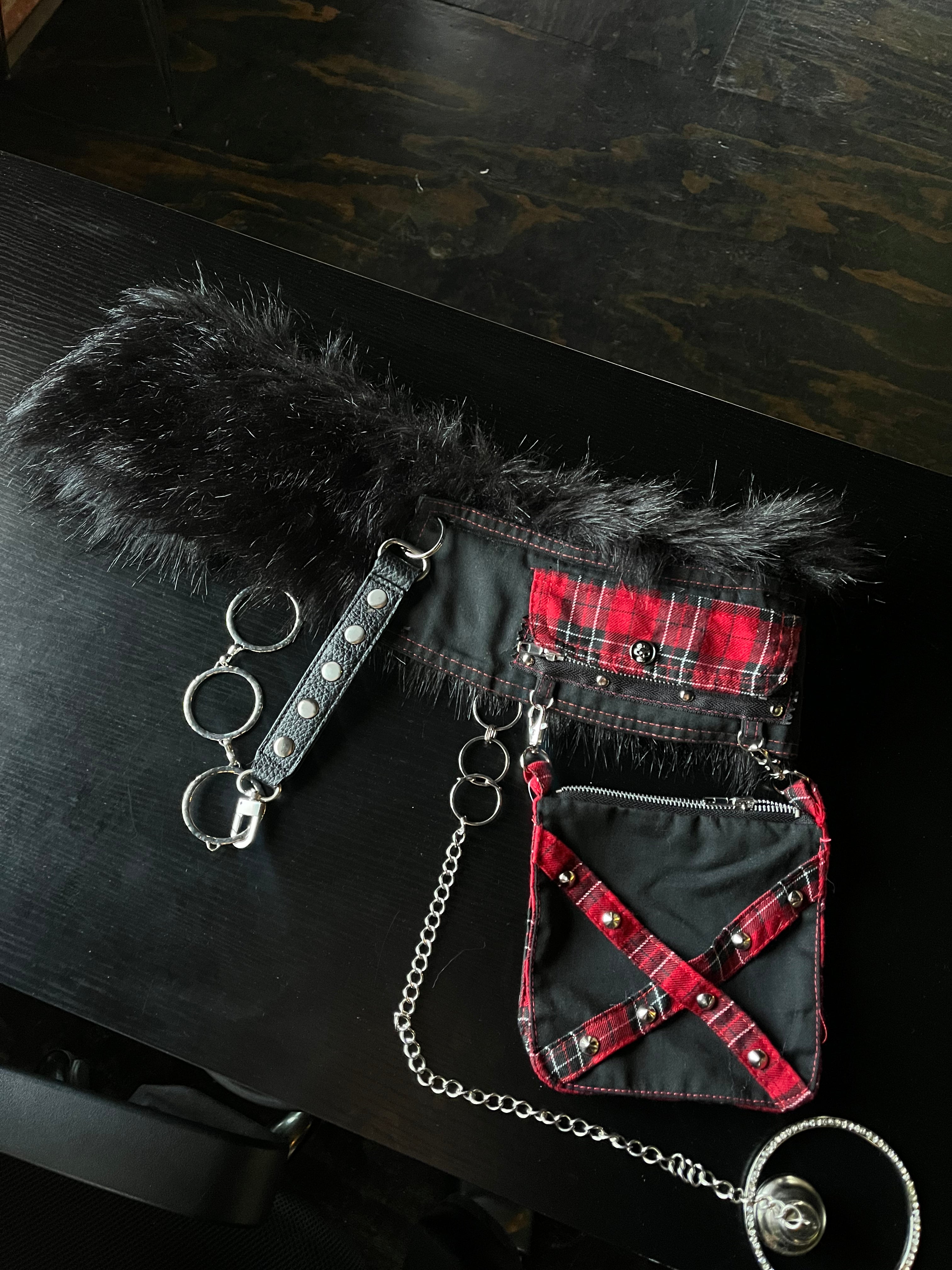 I'm the Hot Topic Custom Belt (M/L)