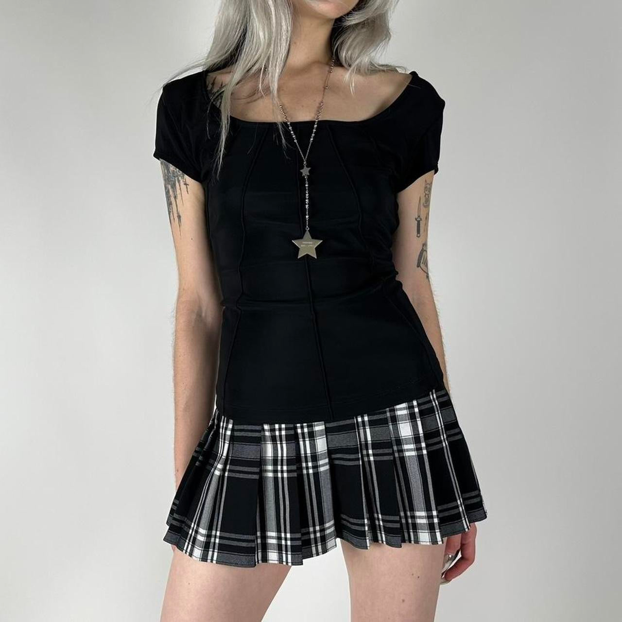 Y2K Black Baby Tee (M)