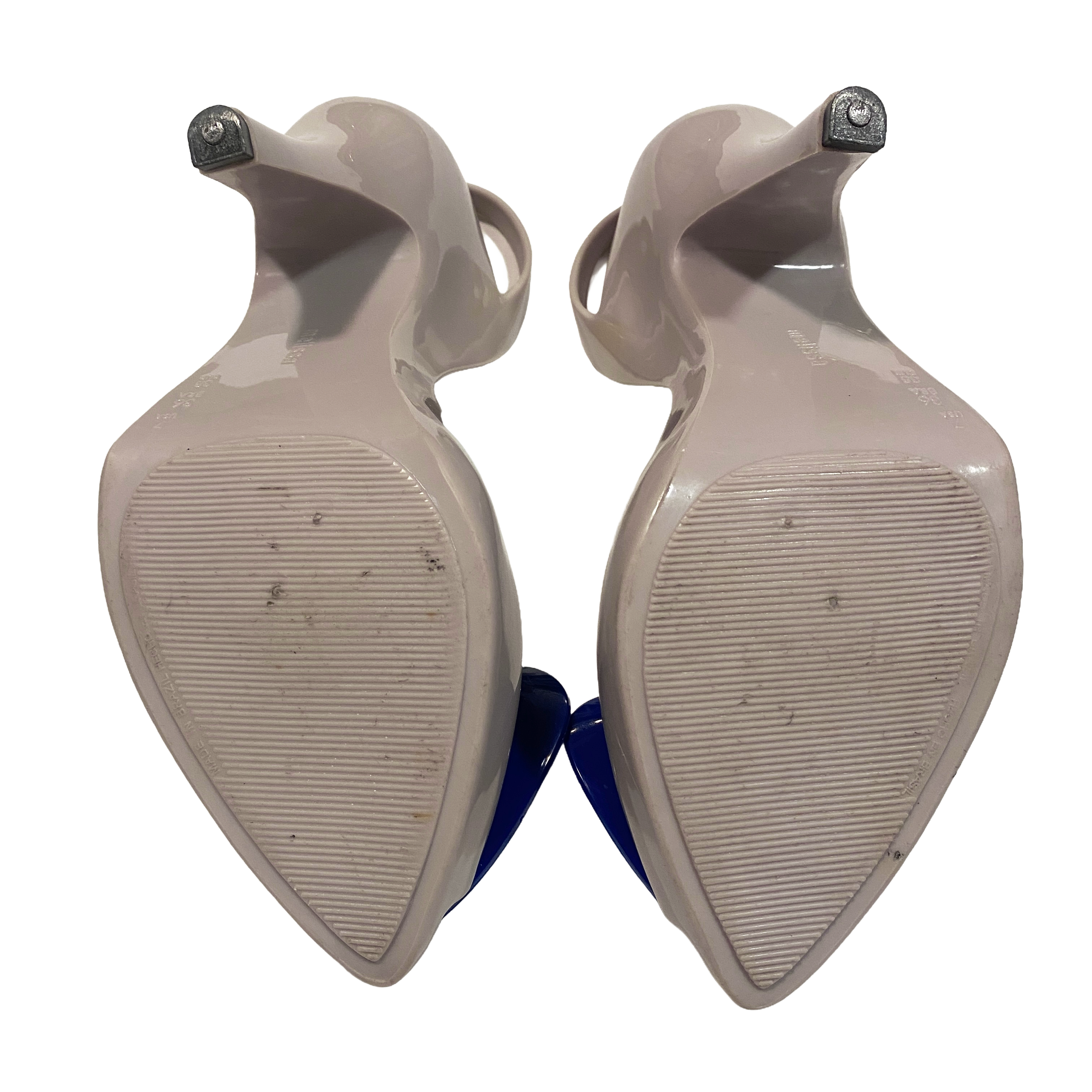 Vivienne Westwood Anglomania Heart Pumps (7) – Holy Thrift Vivienne Westwood Anglomania Heart Pumps (7) – Holy Thrift