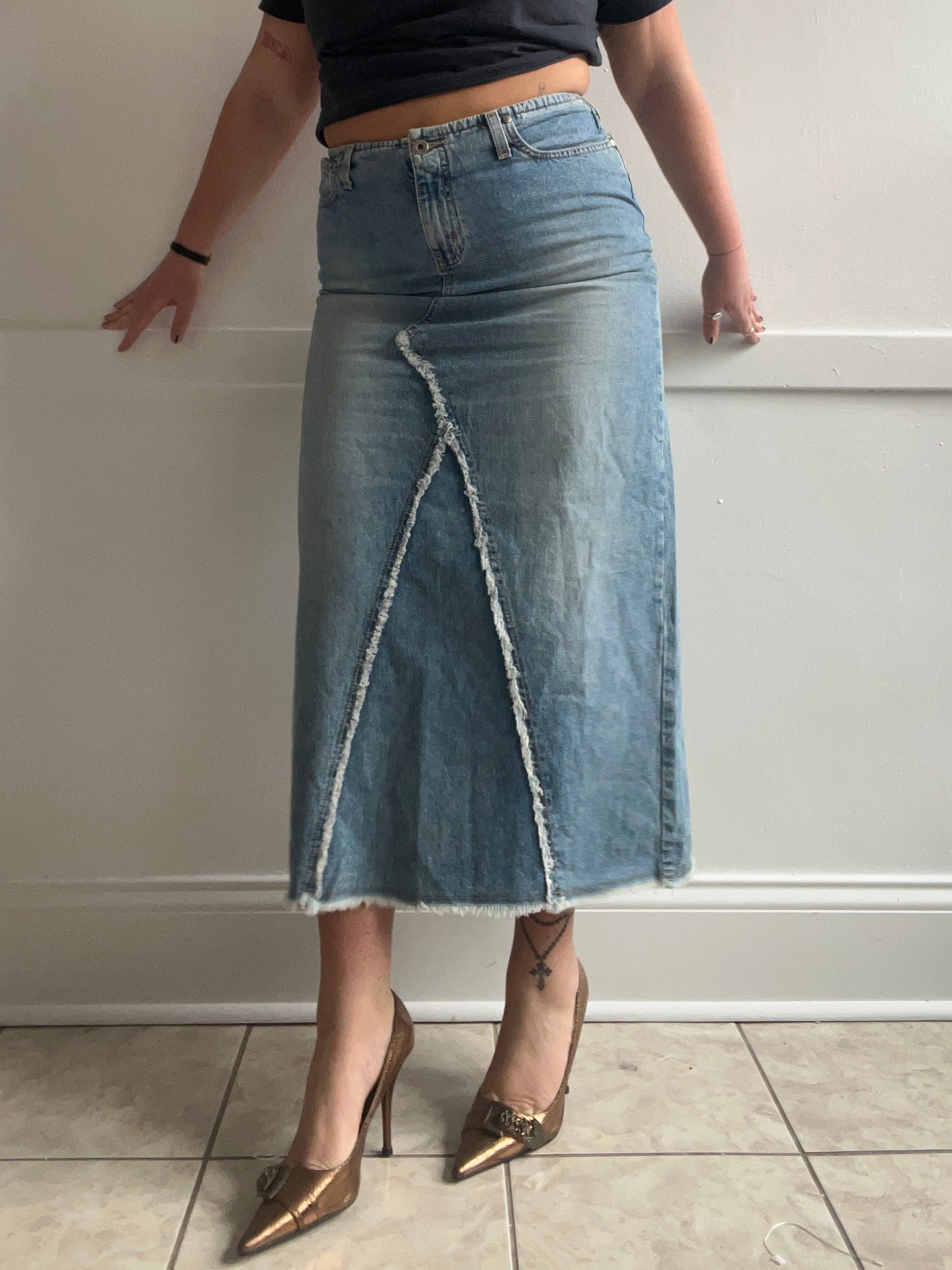 Y2K Long Denim Skirt (L)