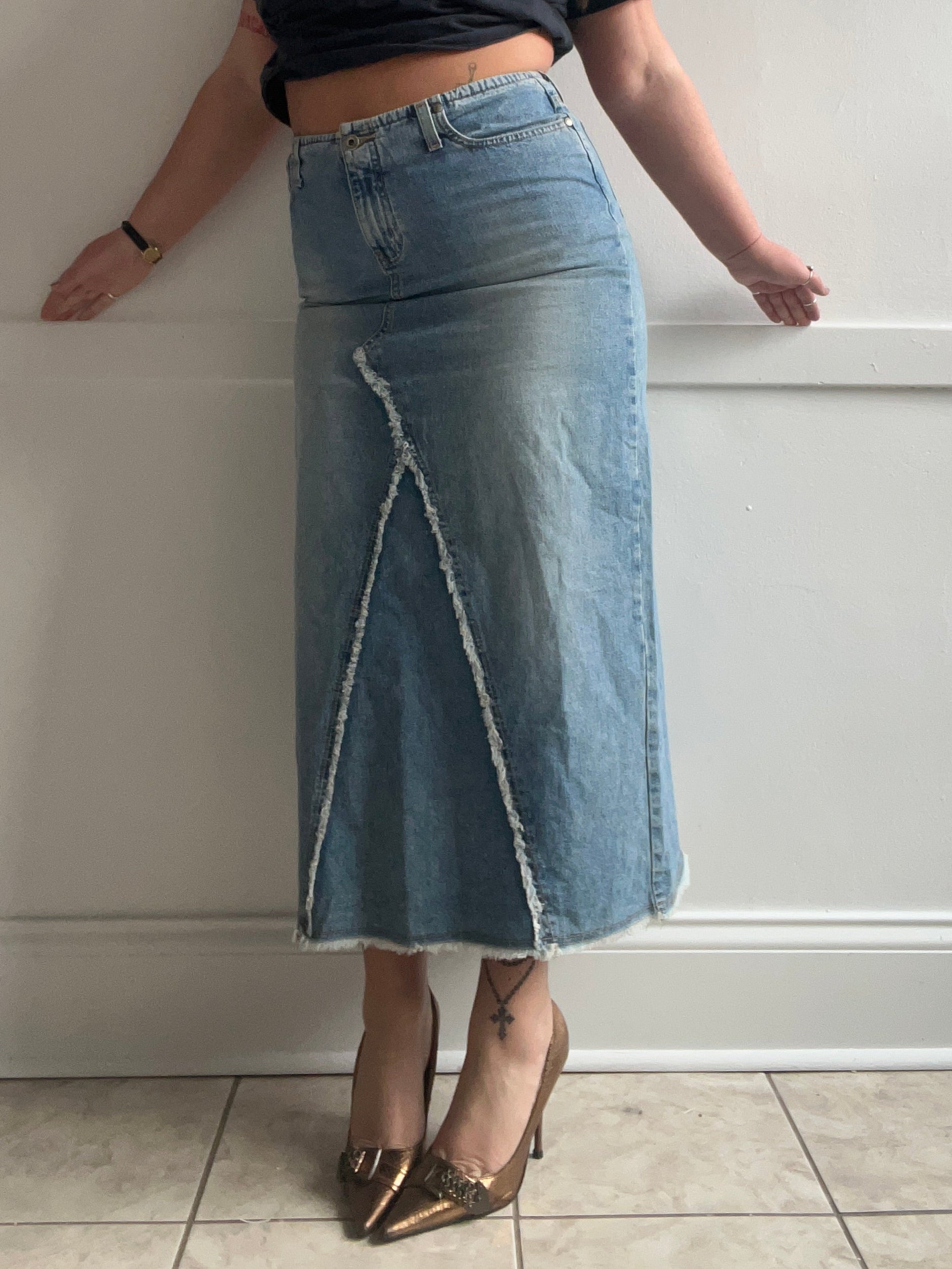 Y2K Long Denim Skirt (L)