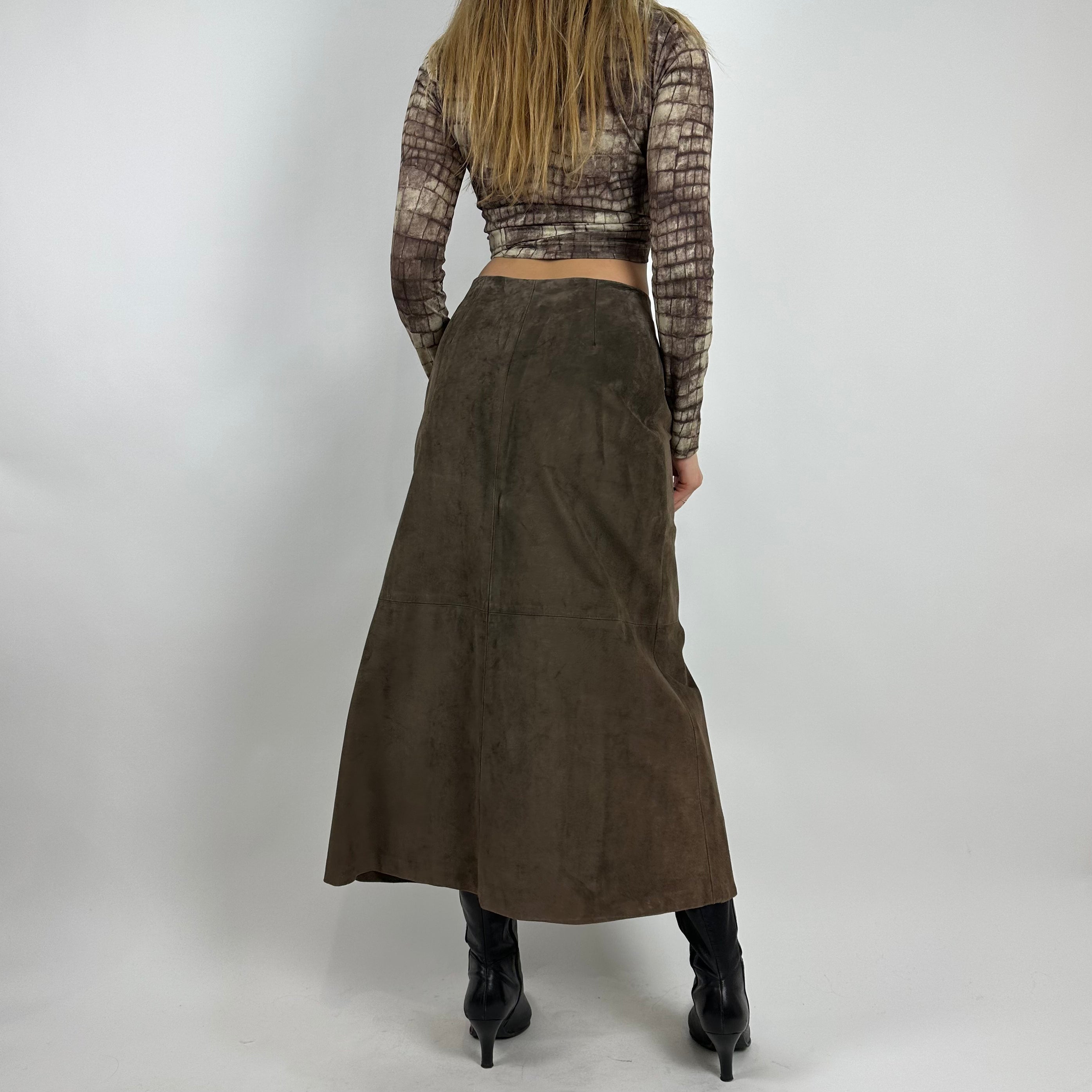Vintage 90s Brown Suede Maxi Skirt (XS/S)