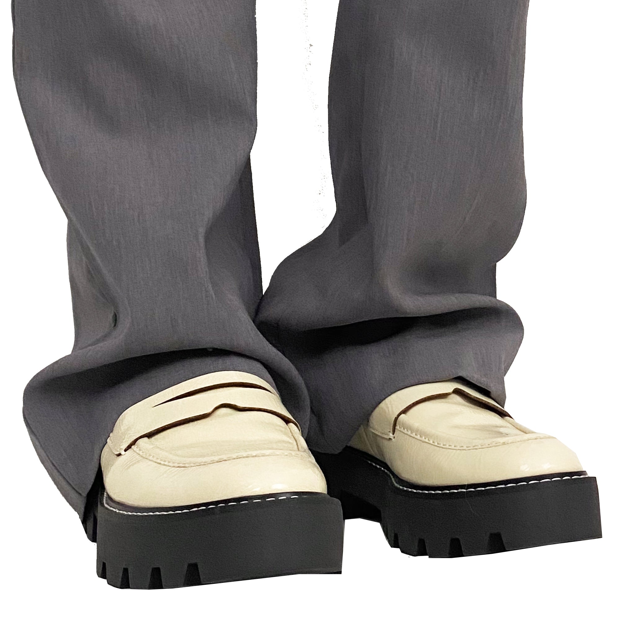 Creamy Loafers (8.5)o