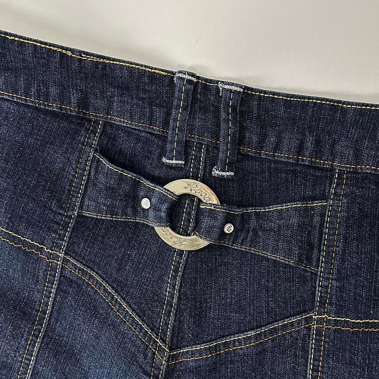 Y2K Rocawear Flare Jeans (L)