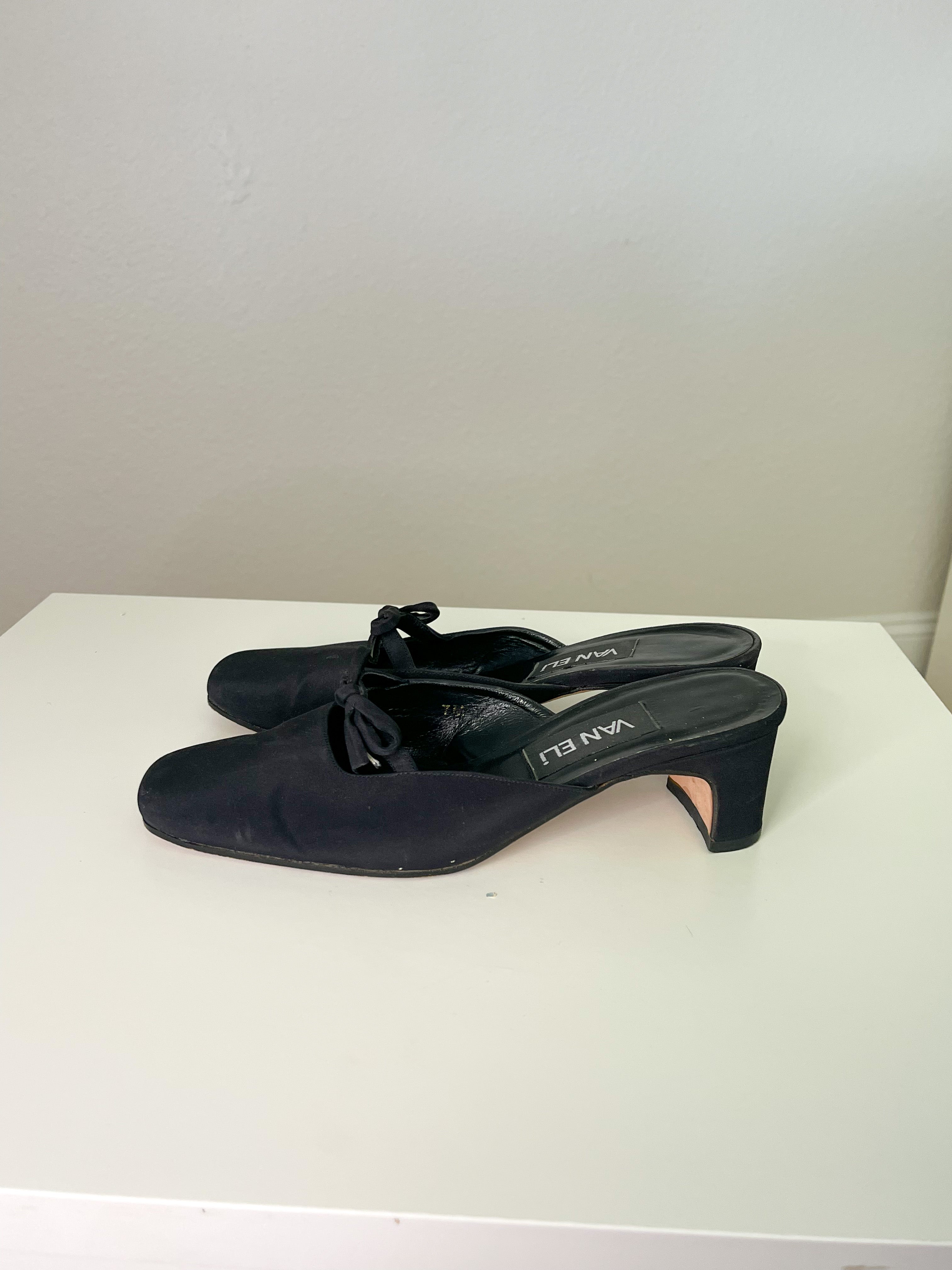Black Vintage Mule Kitten Heels (7)