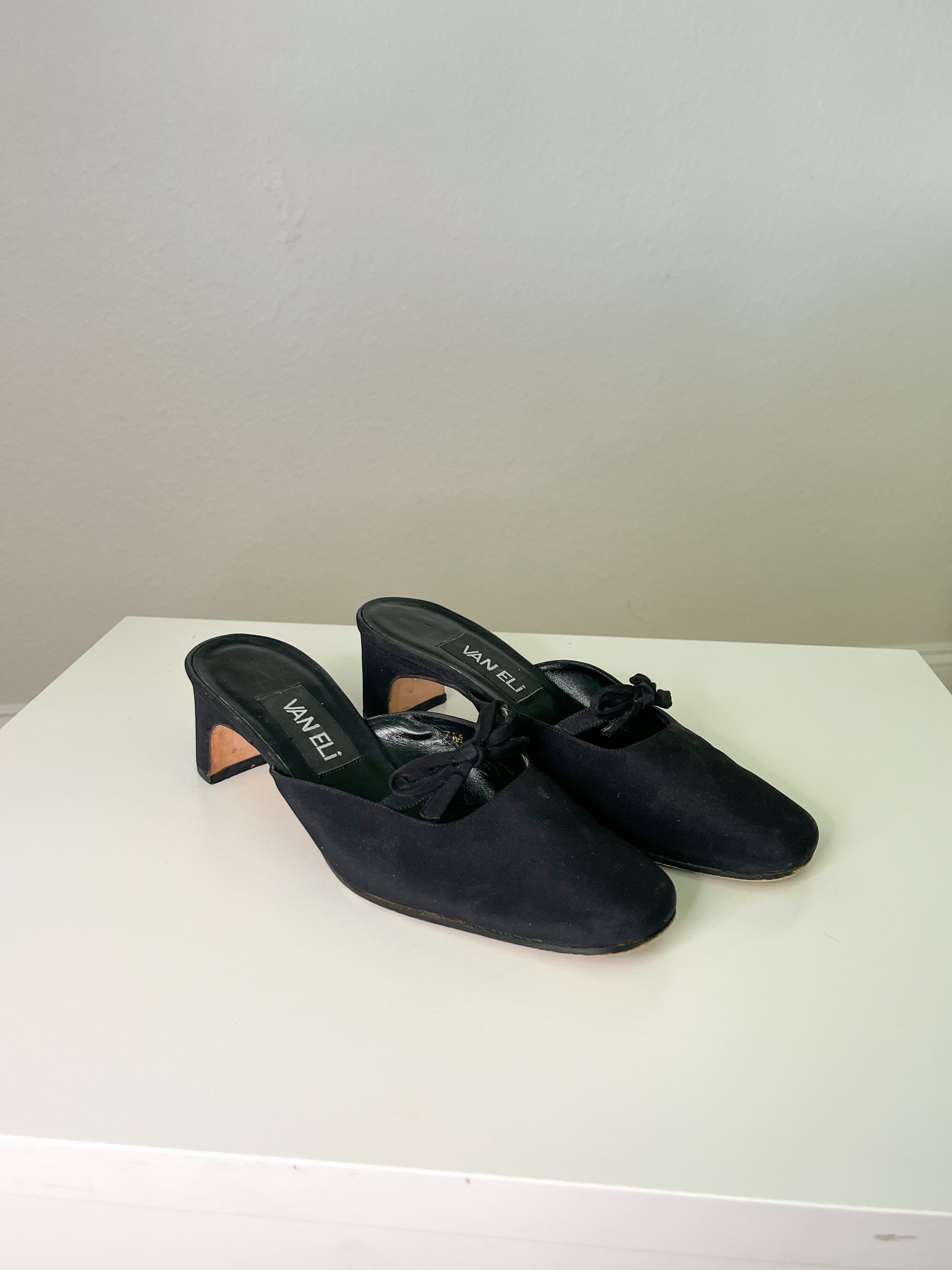 Black Vintage Mule Kitten Heels (7)